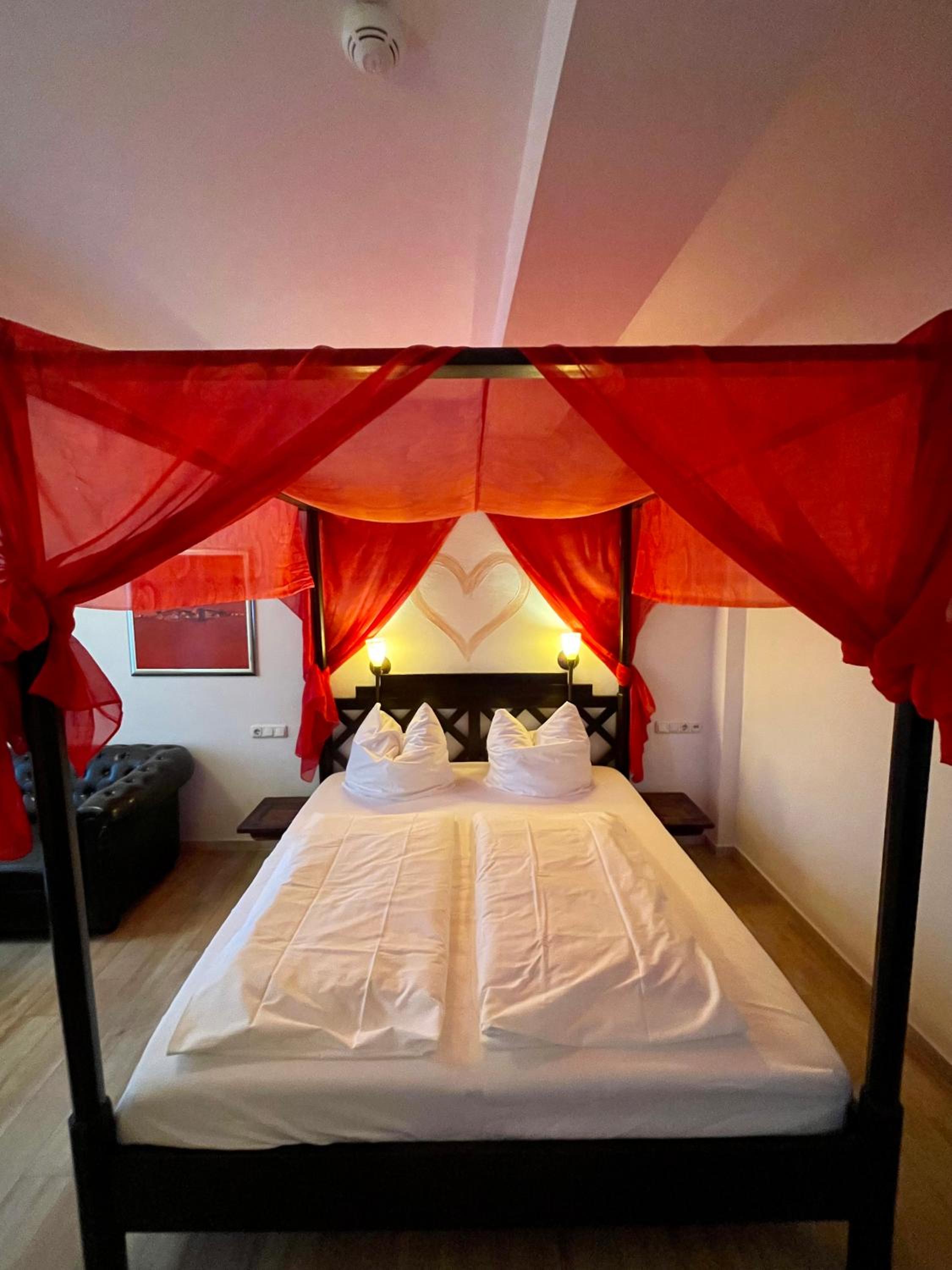 Deluxe Double Room photo 3