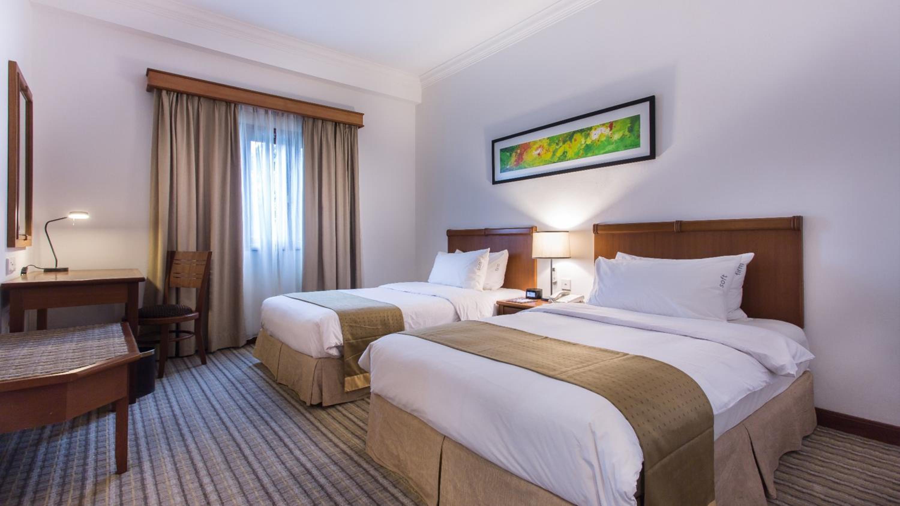 One-Bedroom Twin Suite - Photo 3