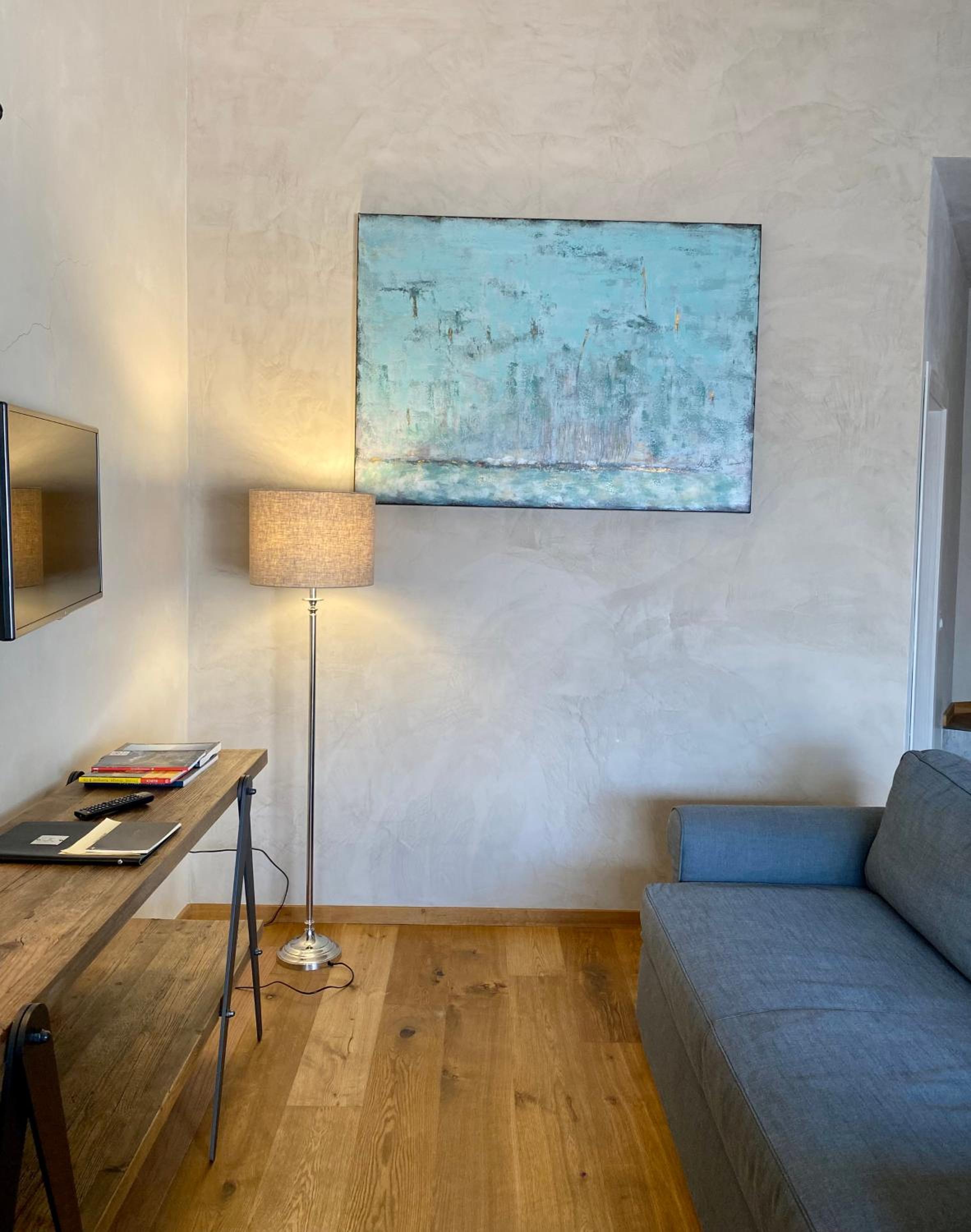 Two-Bedroom Apartment - Photo 2