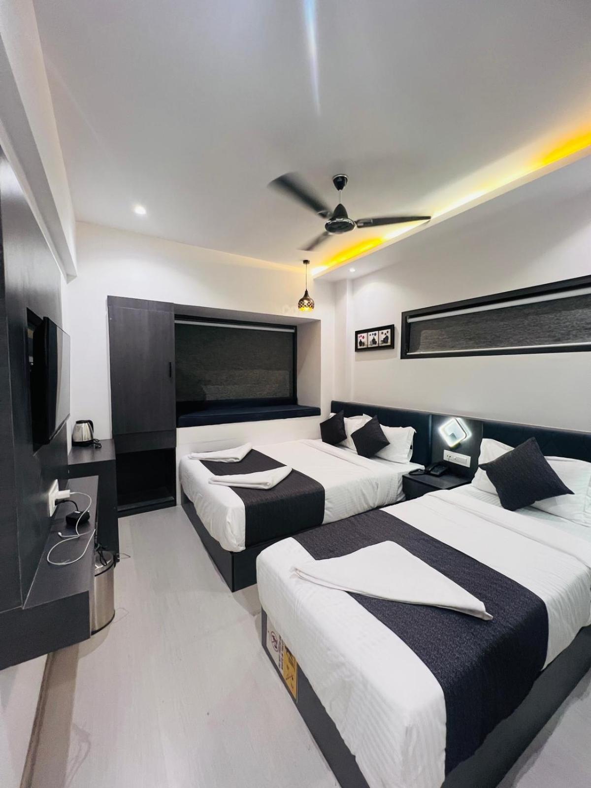 Superior Triple Room - Photo 13