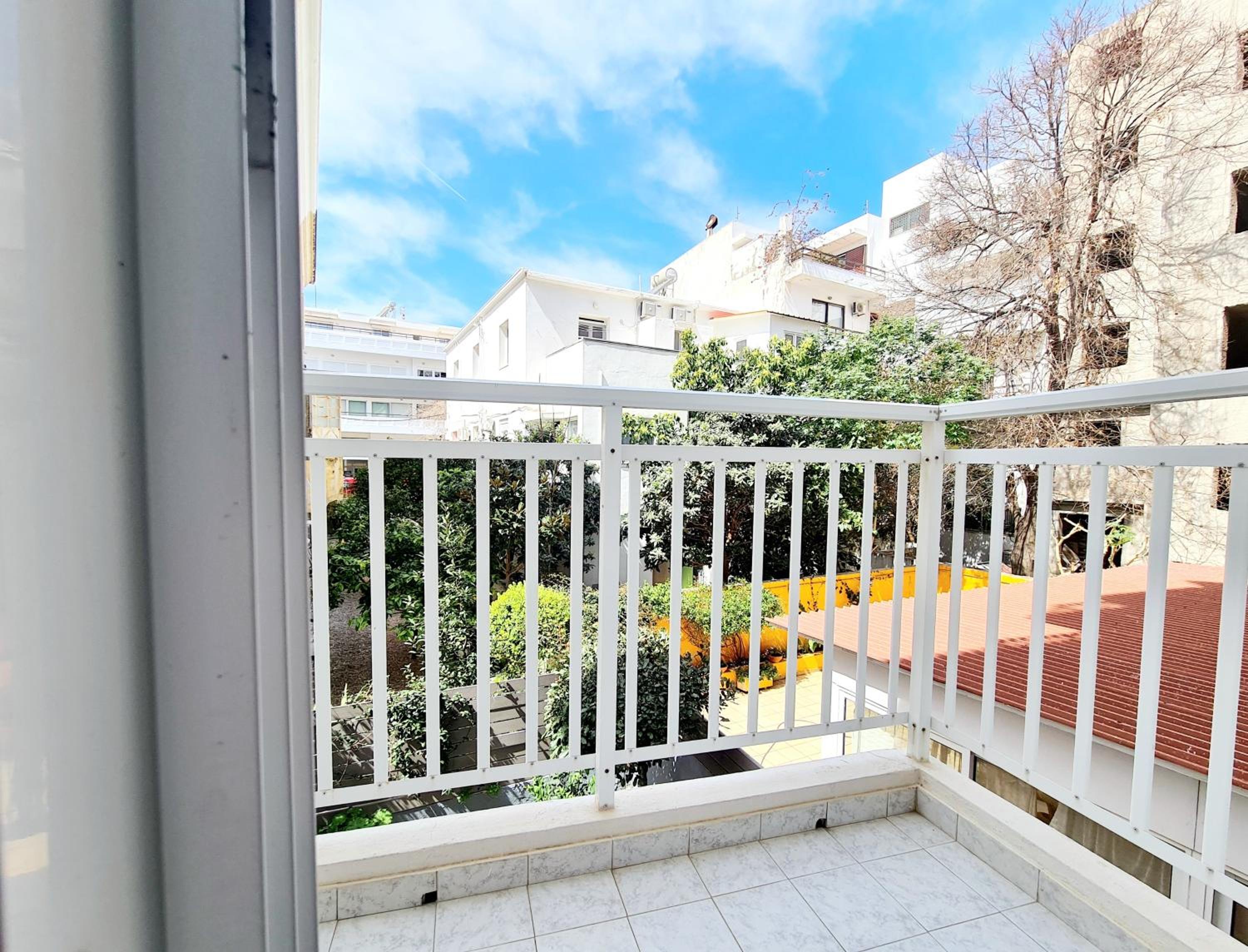 Standard Double or Twin Room with Balcony - Photo 18