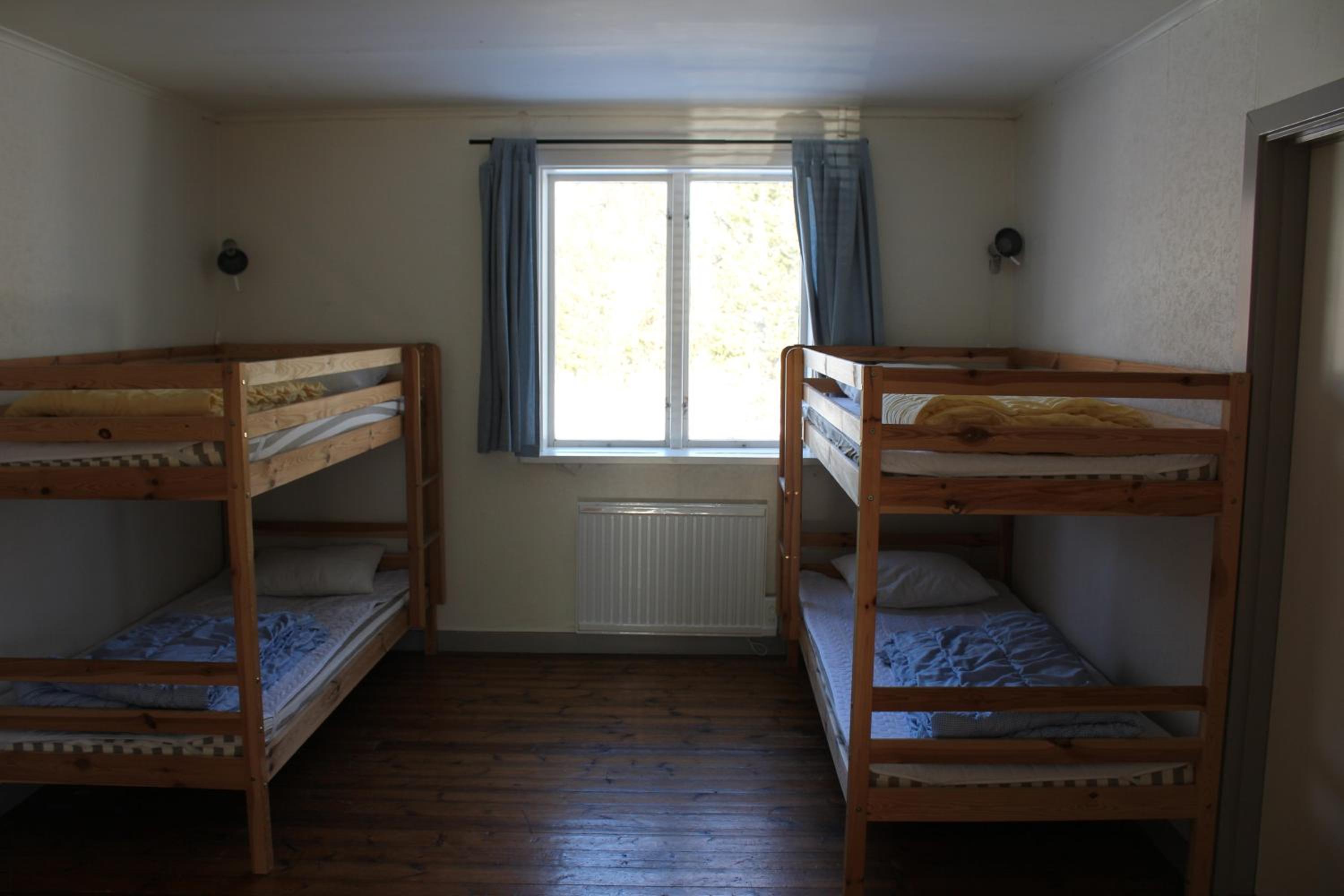 Two-Bedroom Apartment (8 Adults) - Photo 2