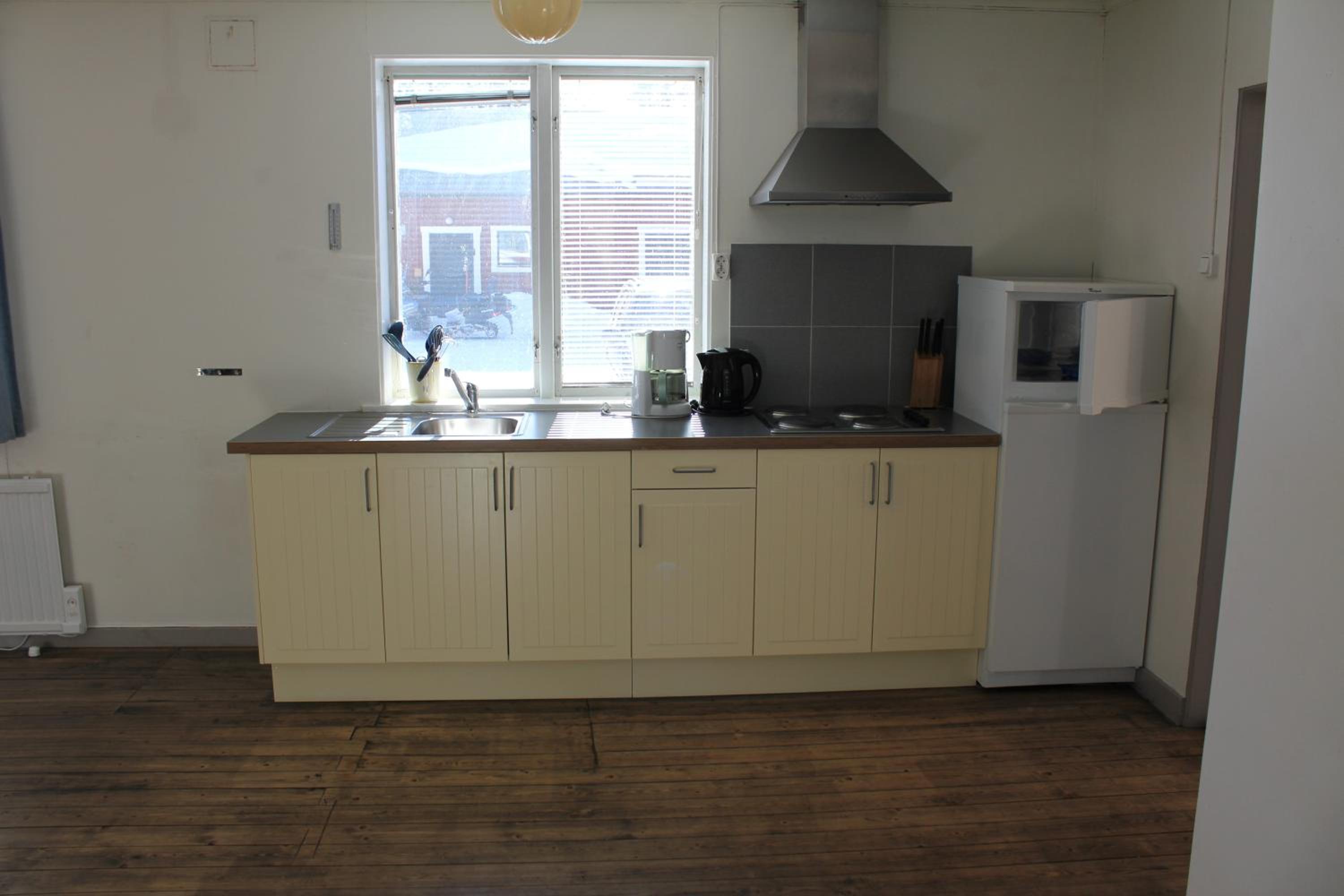 Two-Bedroom Apartment (8 Adults) - Photo 24