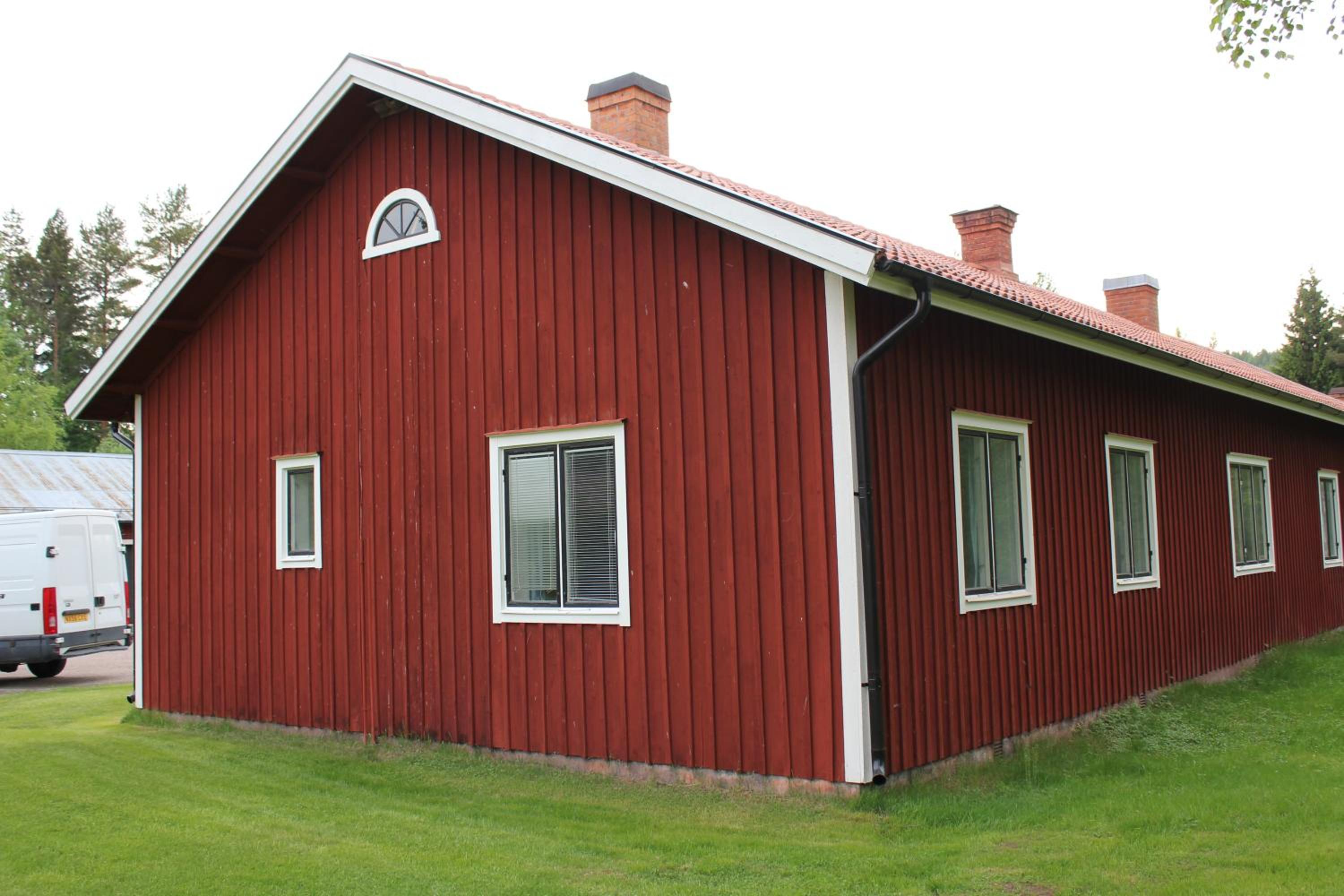 Two-Bedroom Apartment (8 Adults) - Photo 28