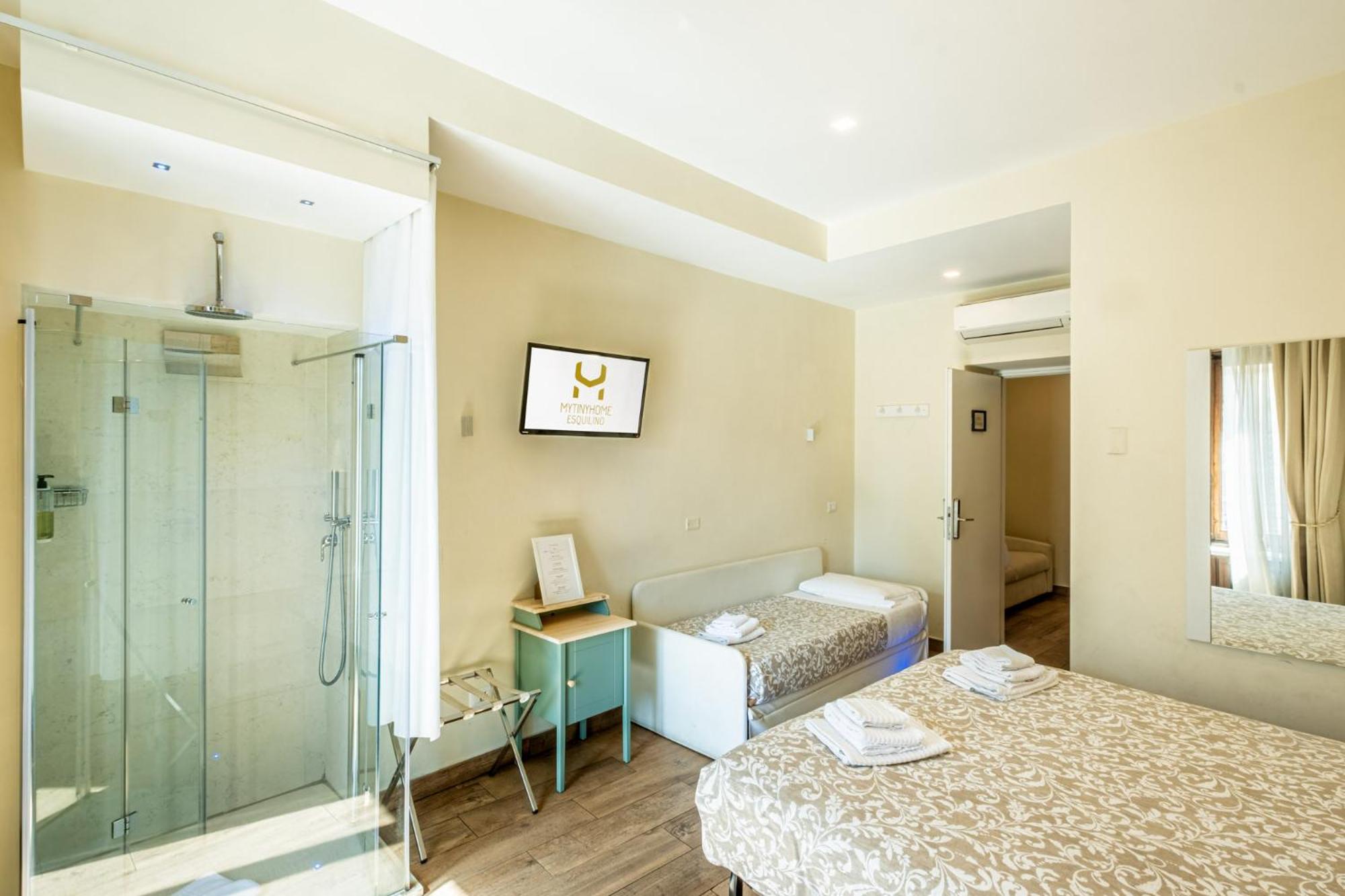 Premium Quadruple Room