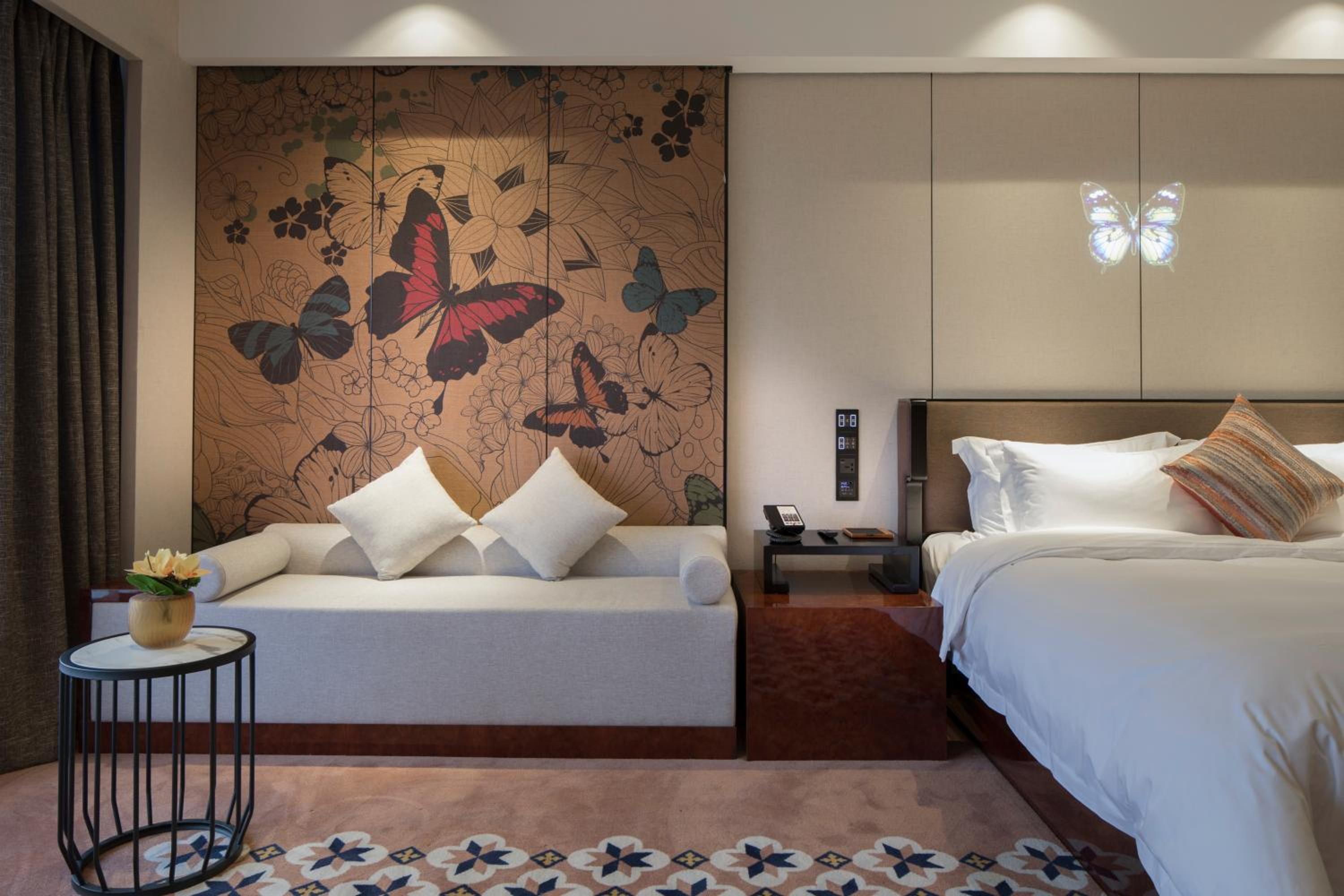 Executive King Room