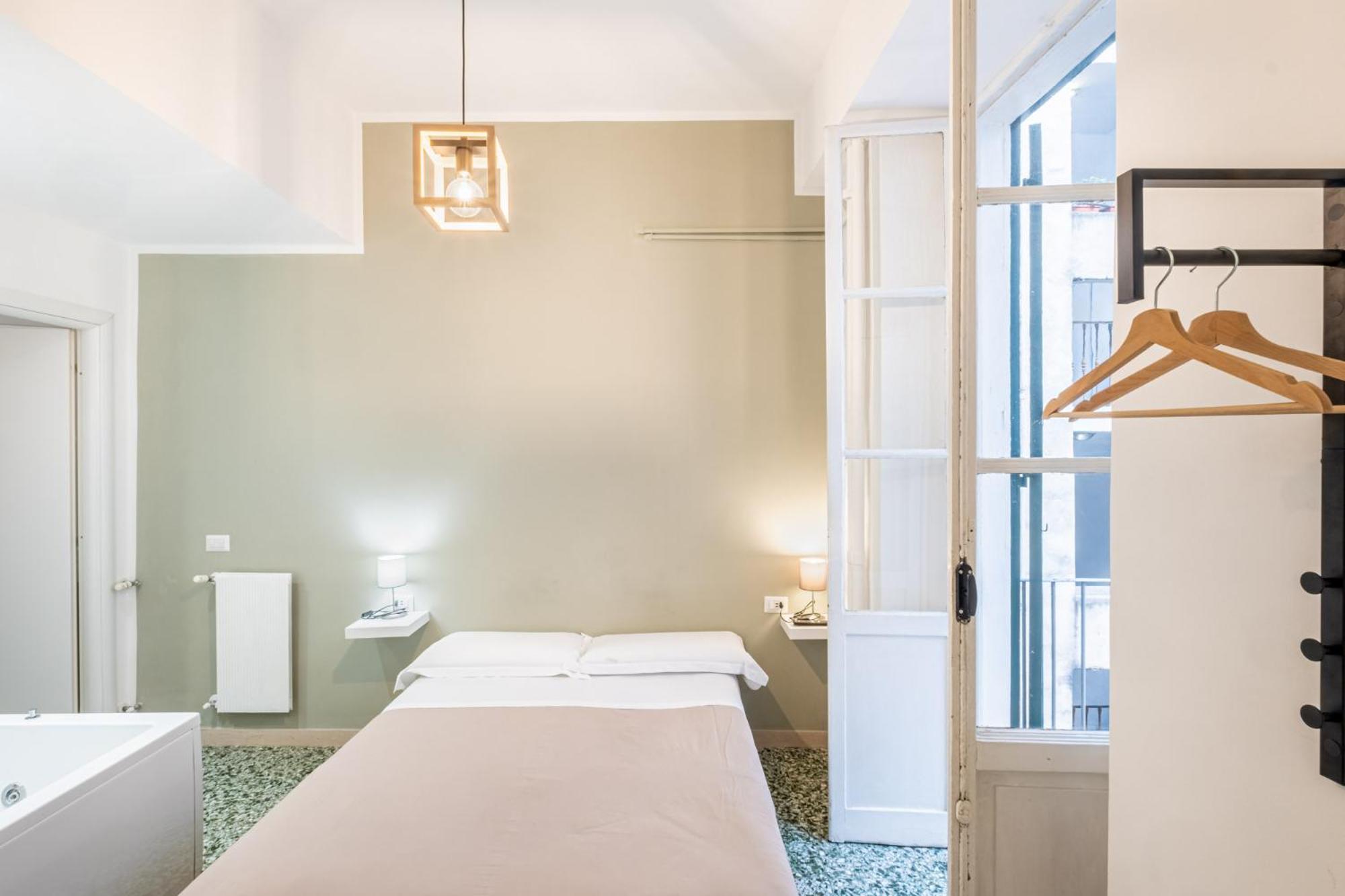 Double Room with Balcony photo 1