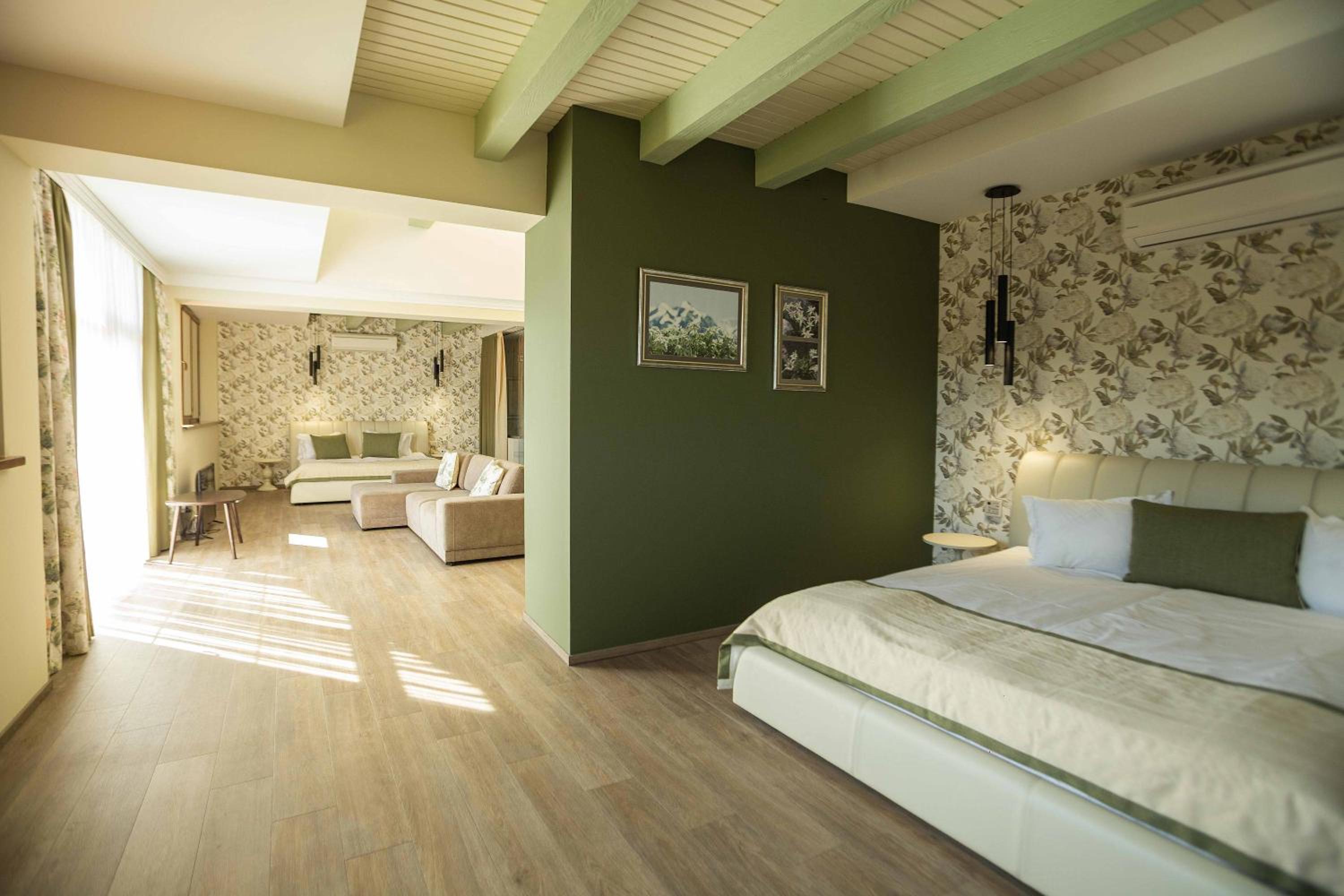Two-Bedroom Suite photo 2