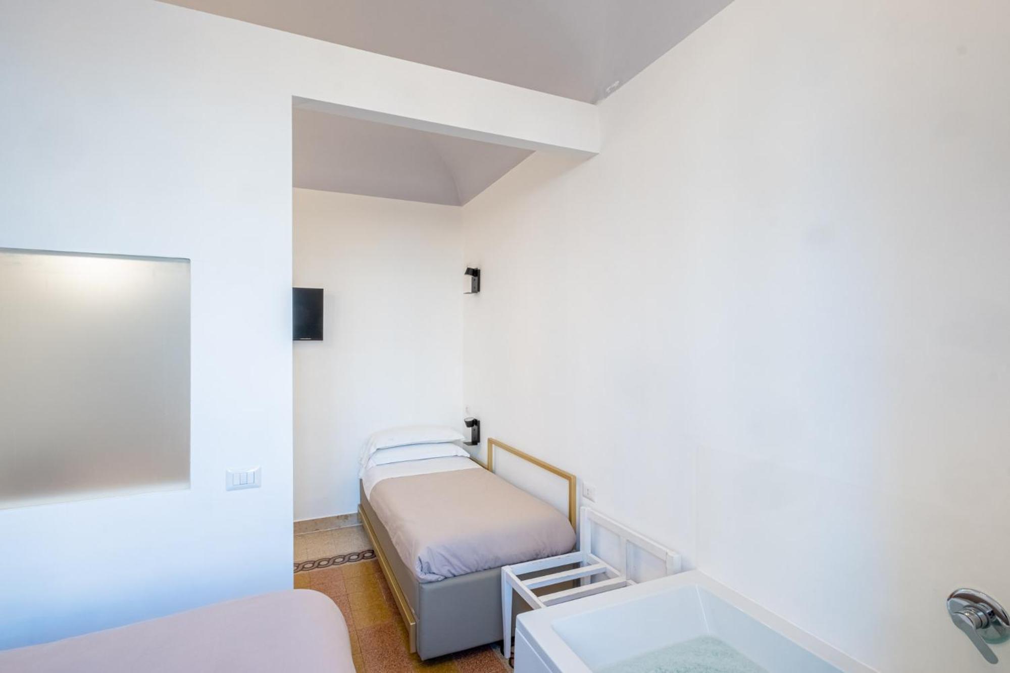 Quadruple Room photo 2