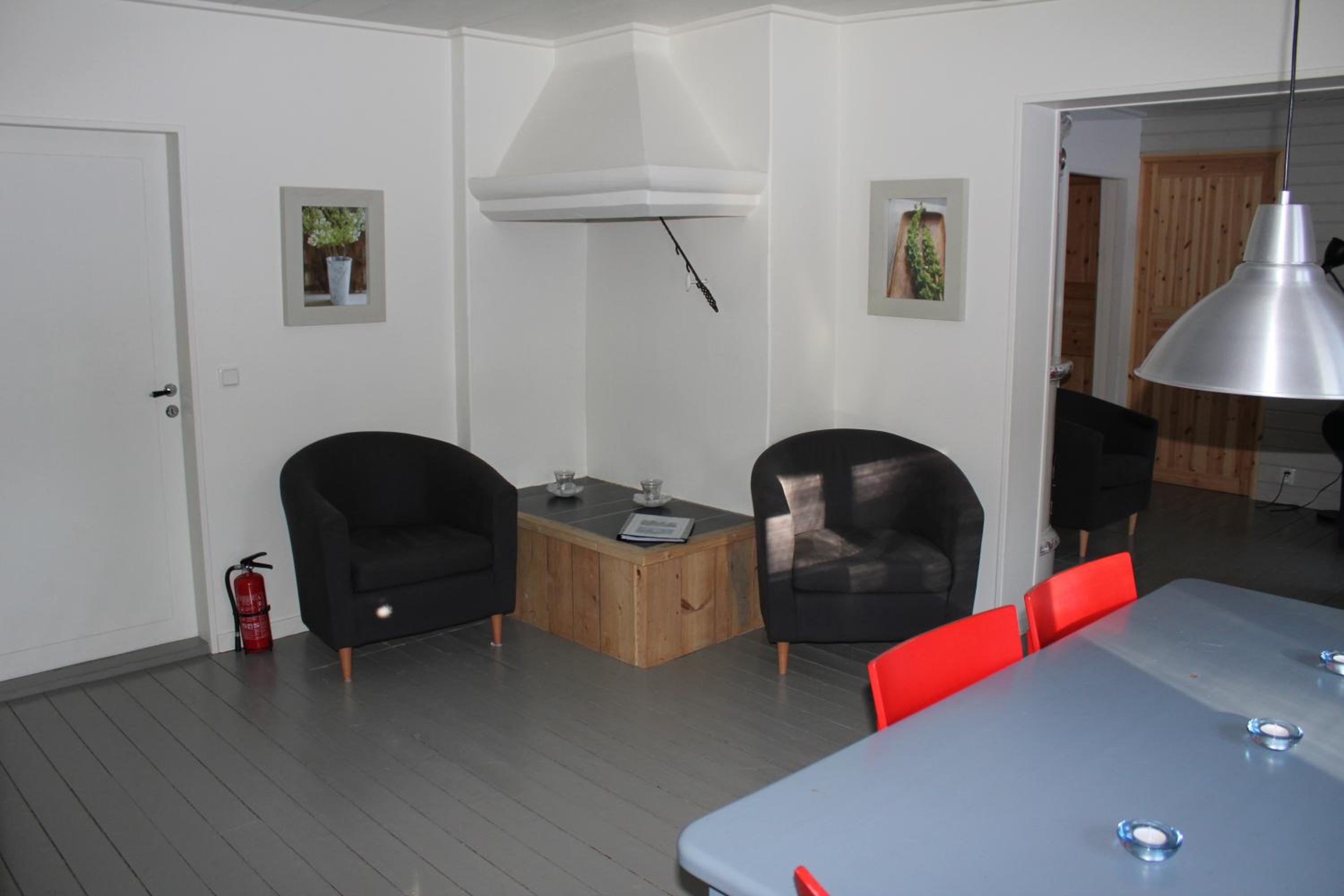 Three-Bedroom Apartment (6 Adults) - Photo 1