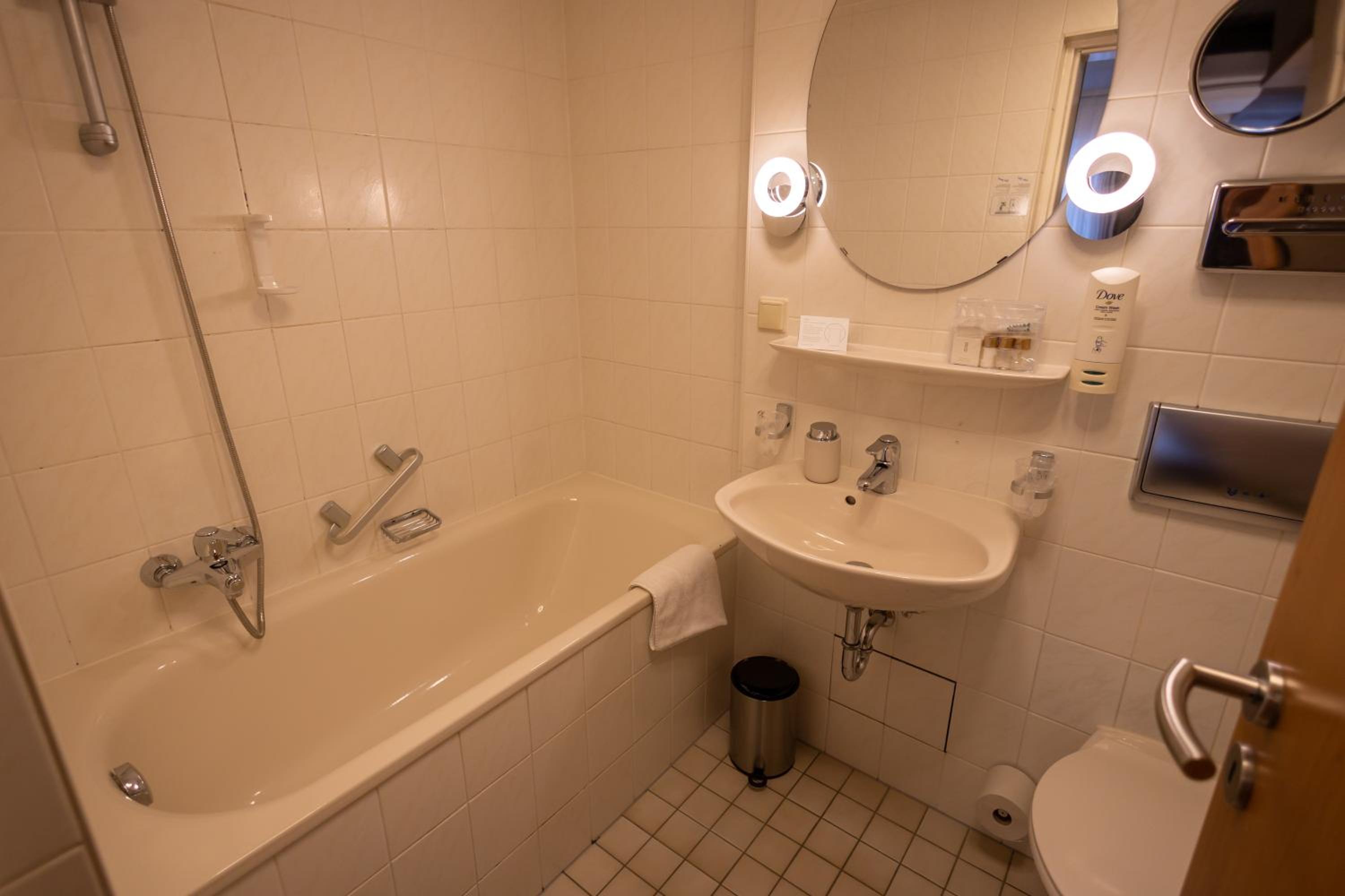 Deluxe double room with balcony and Kitchen - Photo 5