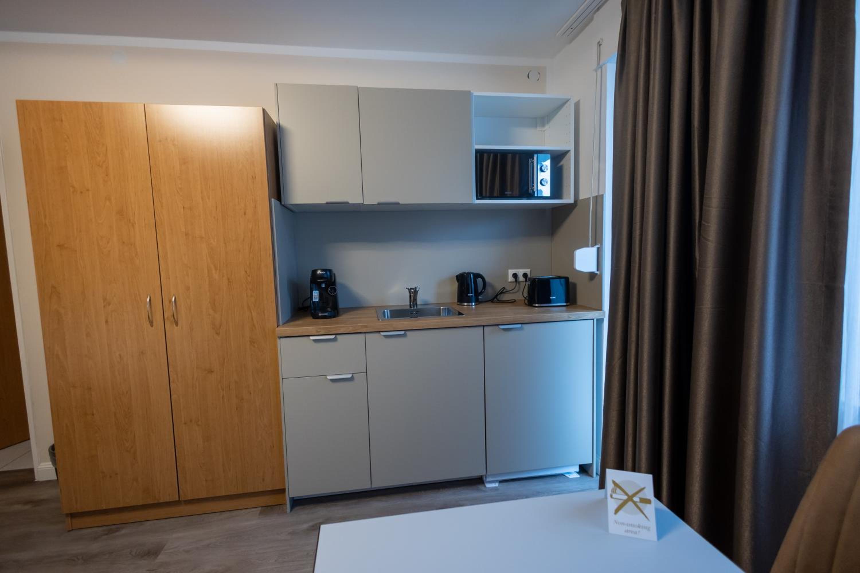 Deluxe double room with balcony and Kitchen - Photo 3