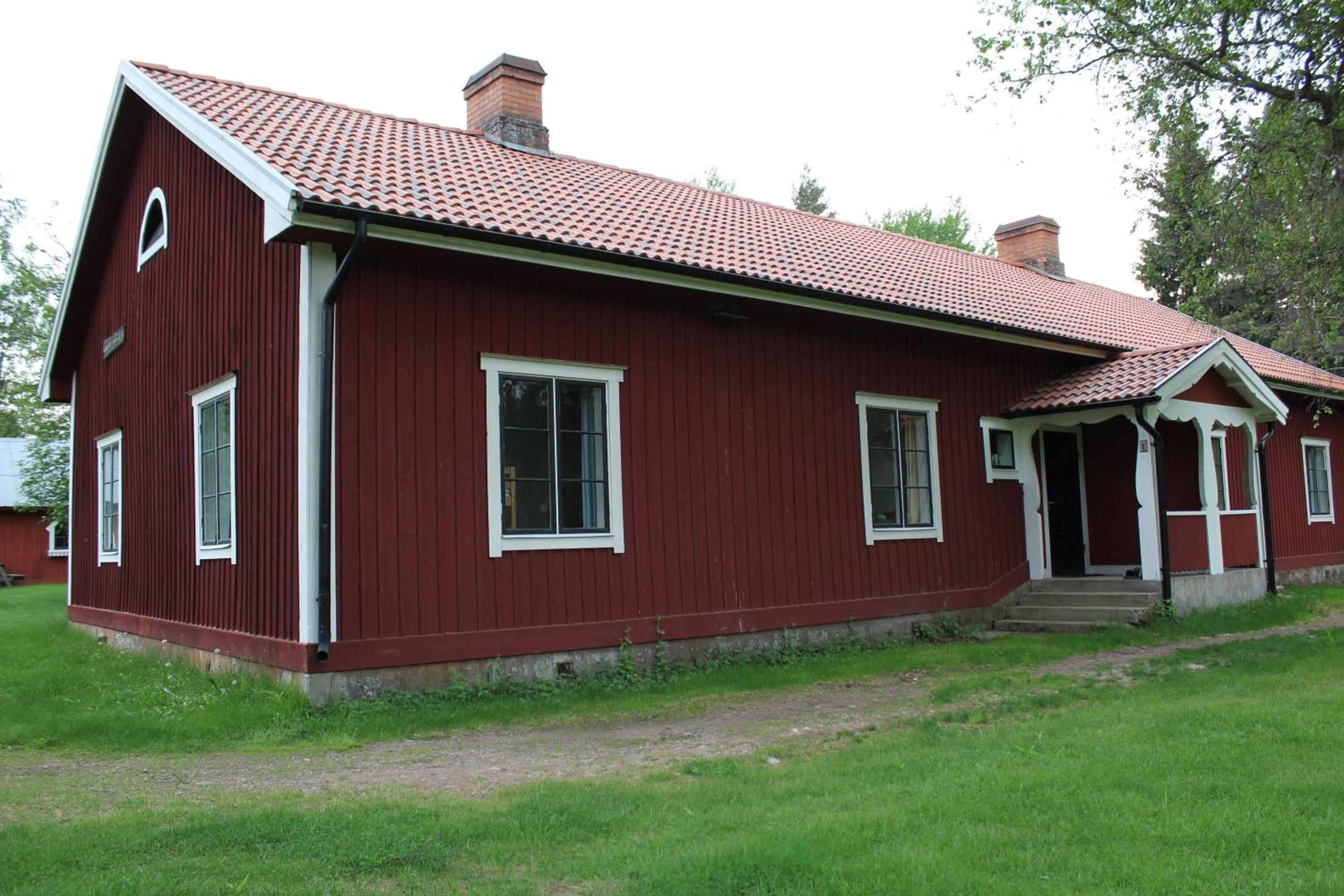Two-Bedroom Apartment (4 Adults) - Photo 28