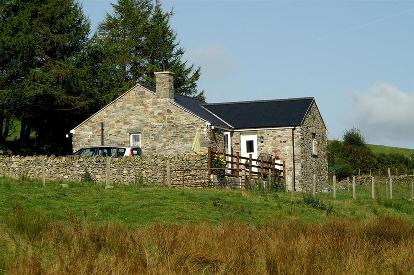 Two-Bedroom House photo 1