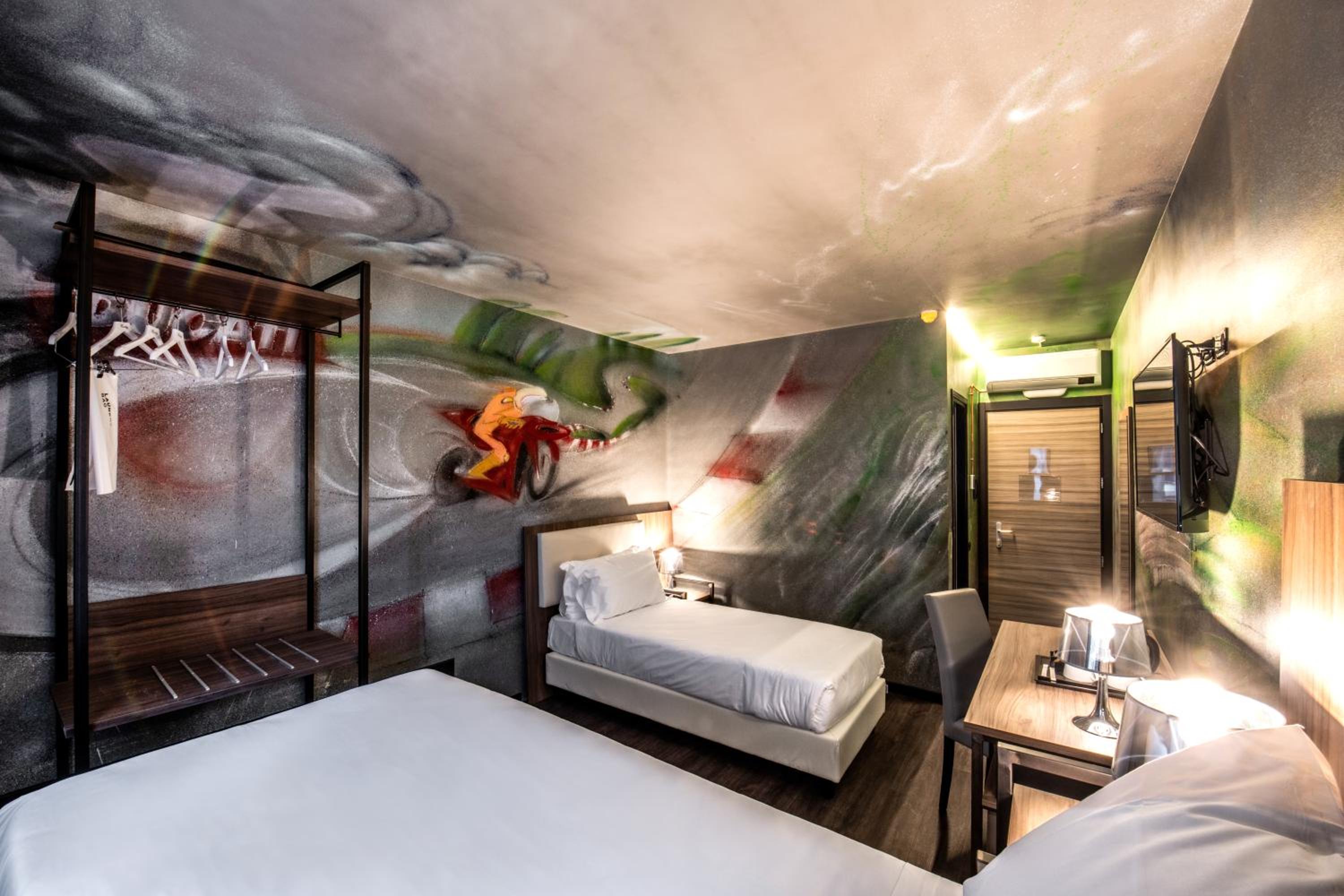 Superior Twin Room - Non-Smoking
