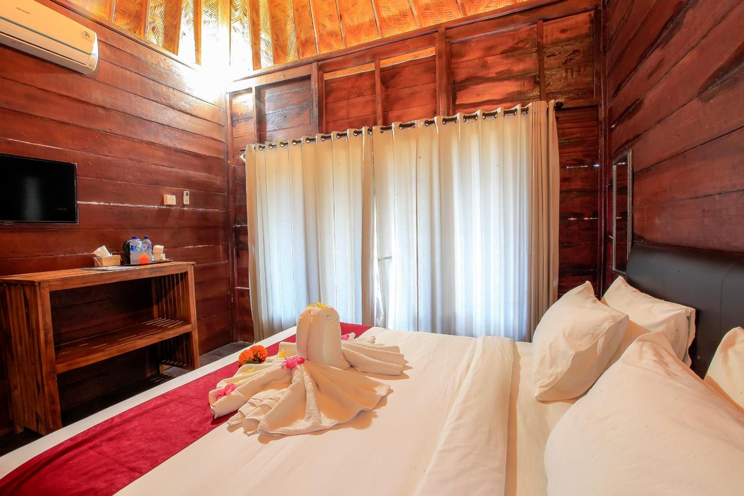 One-Bedroom Villa - Photo 1