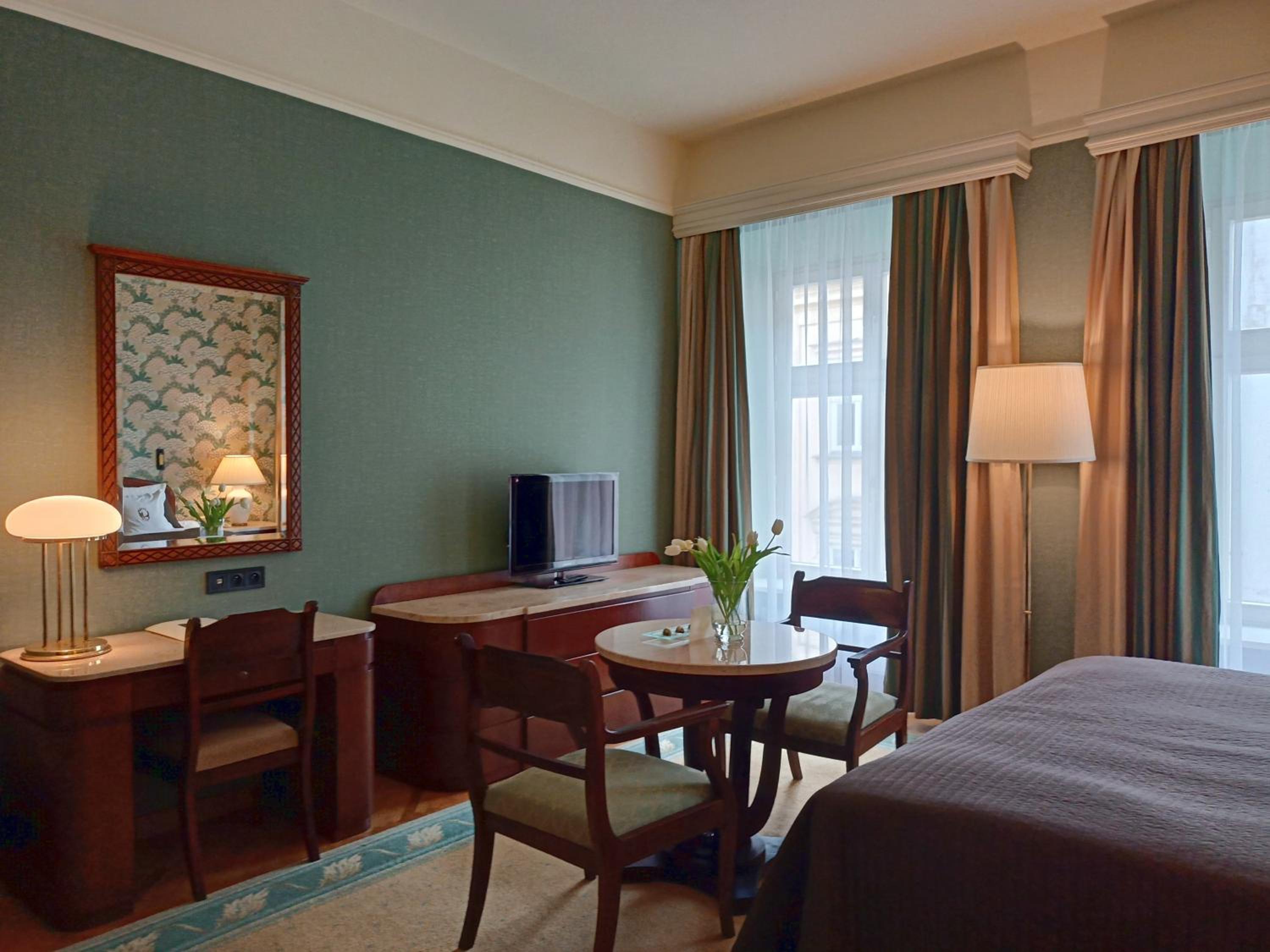 Classic Double Room - Photo 8