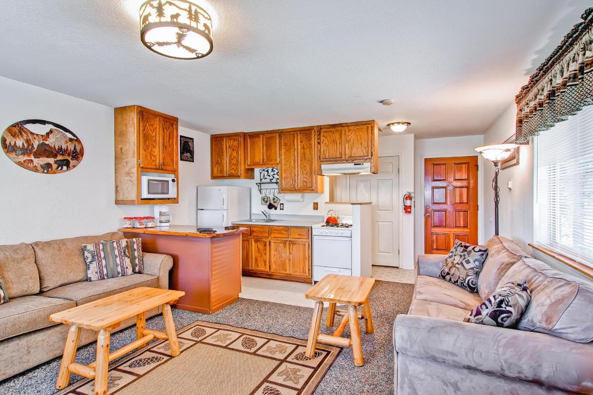 Two-Bedroom Holiday Home photo 3