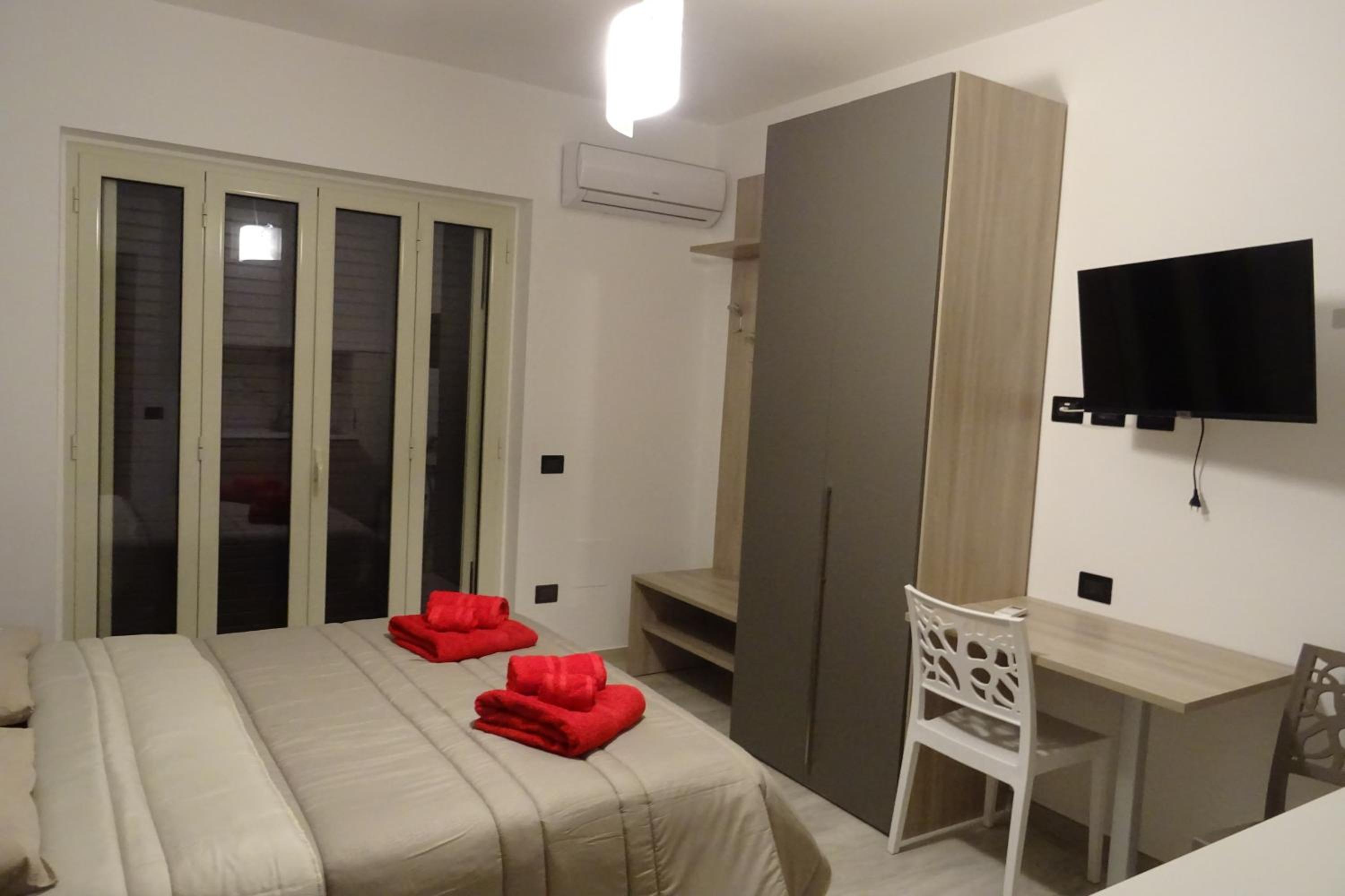 Double Room with Private Bathroom photo 3