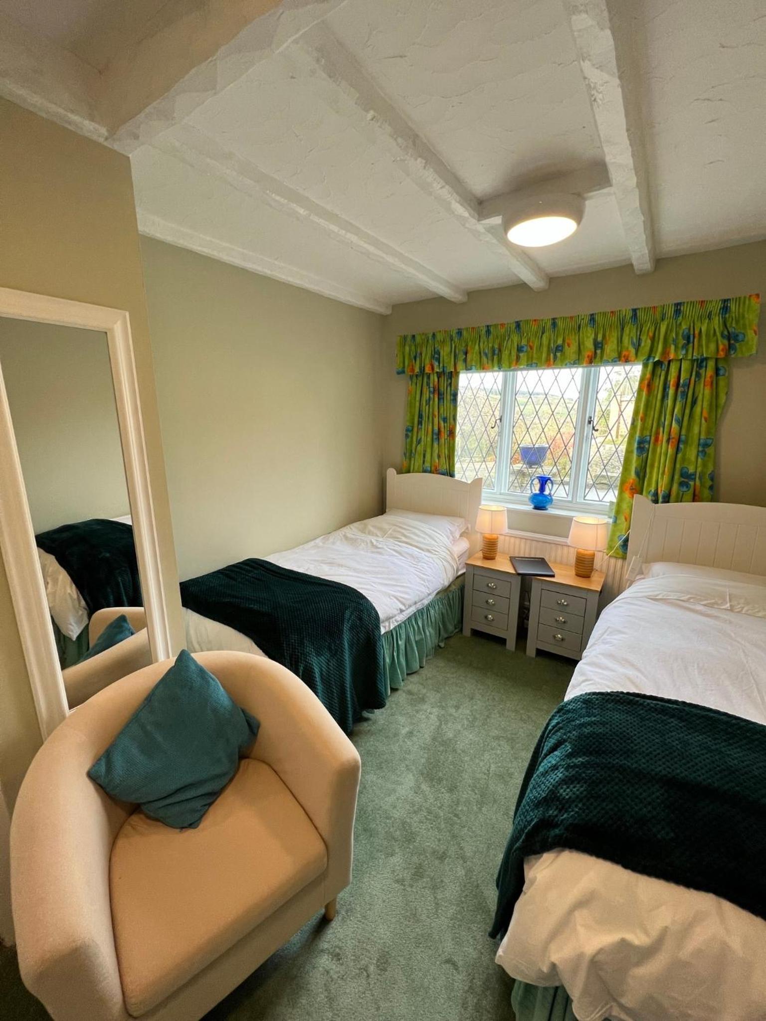 Twin Room photo 2
