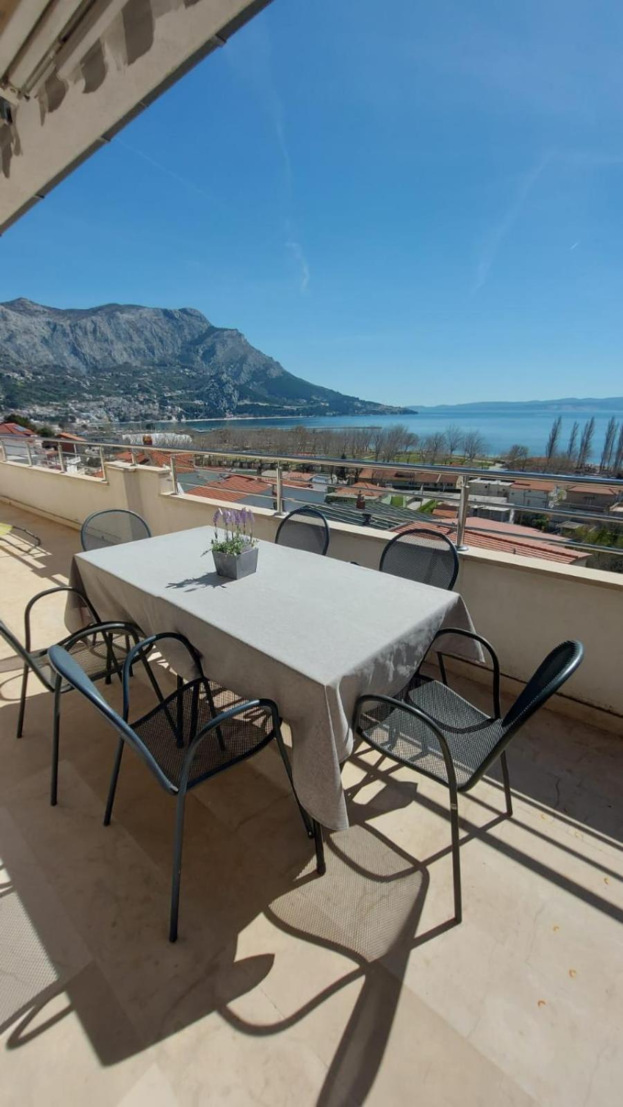 Penthouse Apartment photo 2