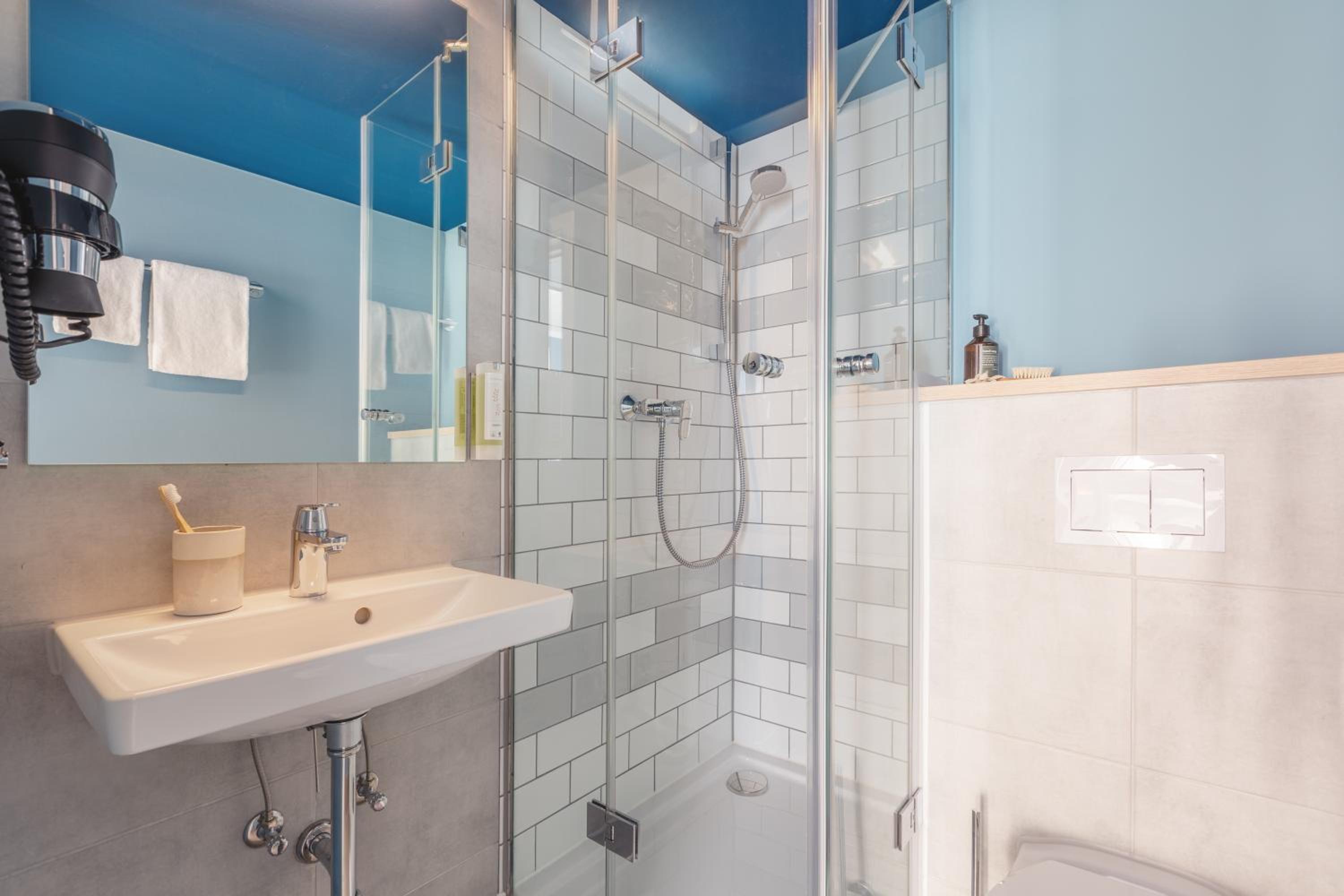 Standard Single Room photo 3
