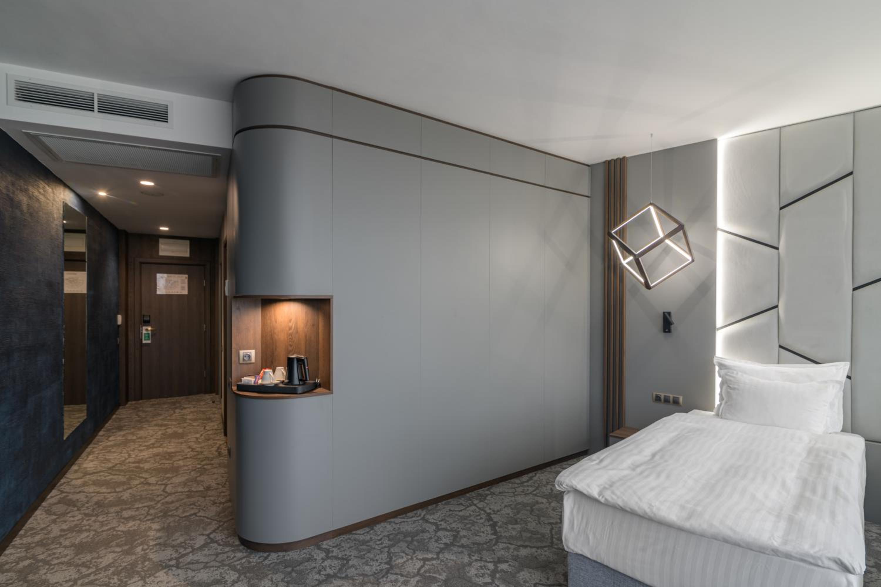 Standard Twin Room photo 2