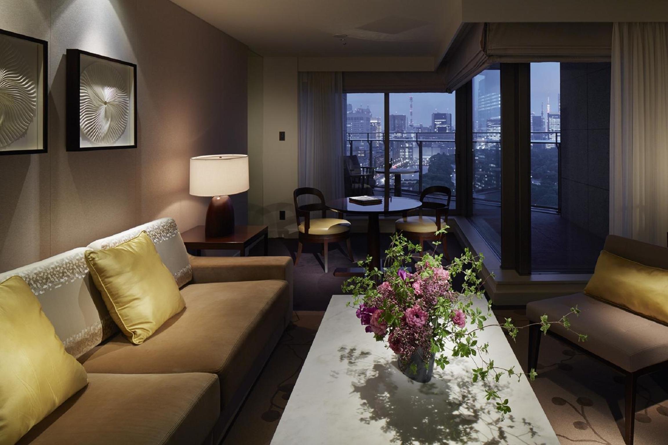 Executive Suite - Photo 4