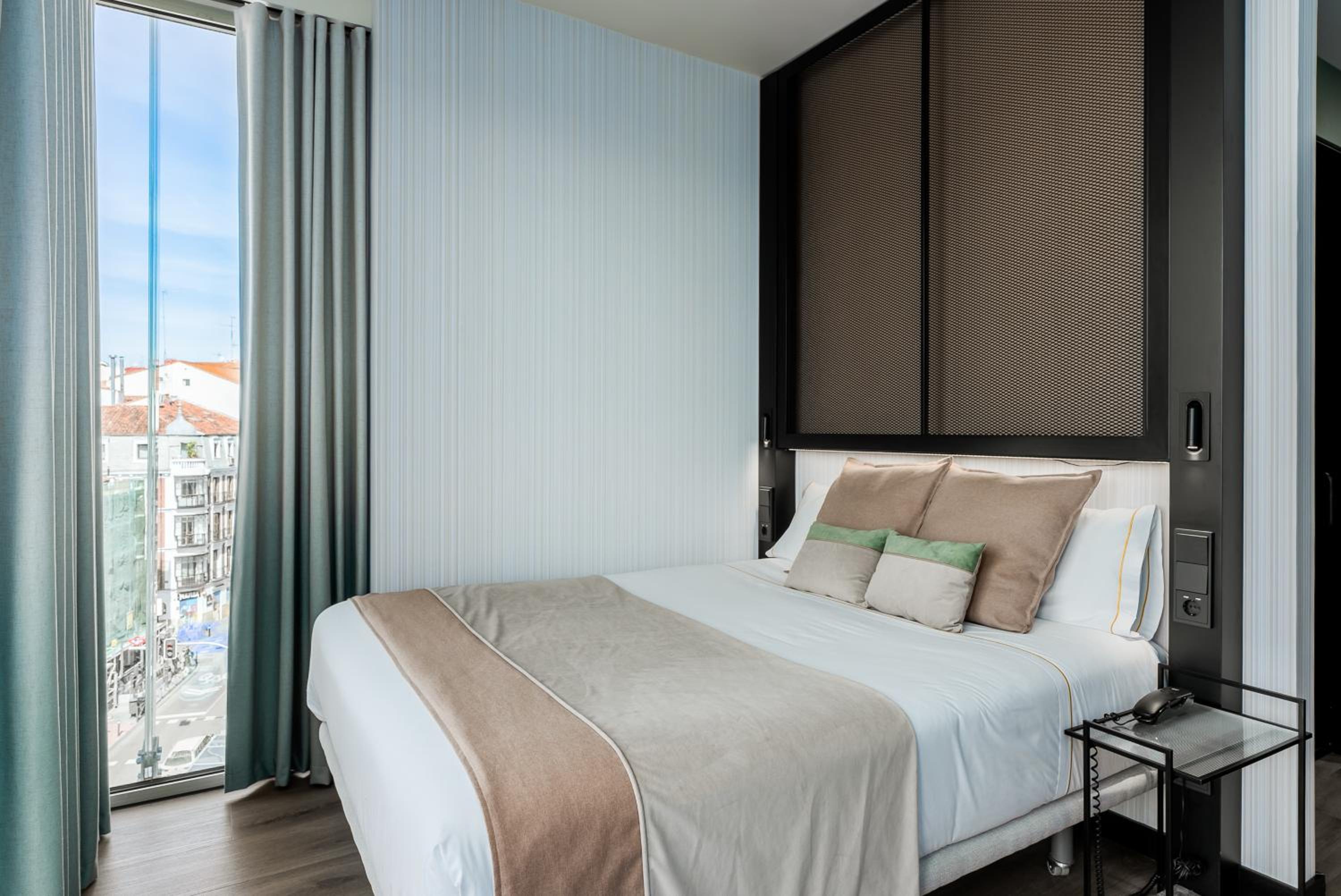 Double Room - Photo 13