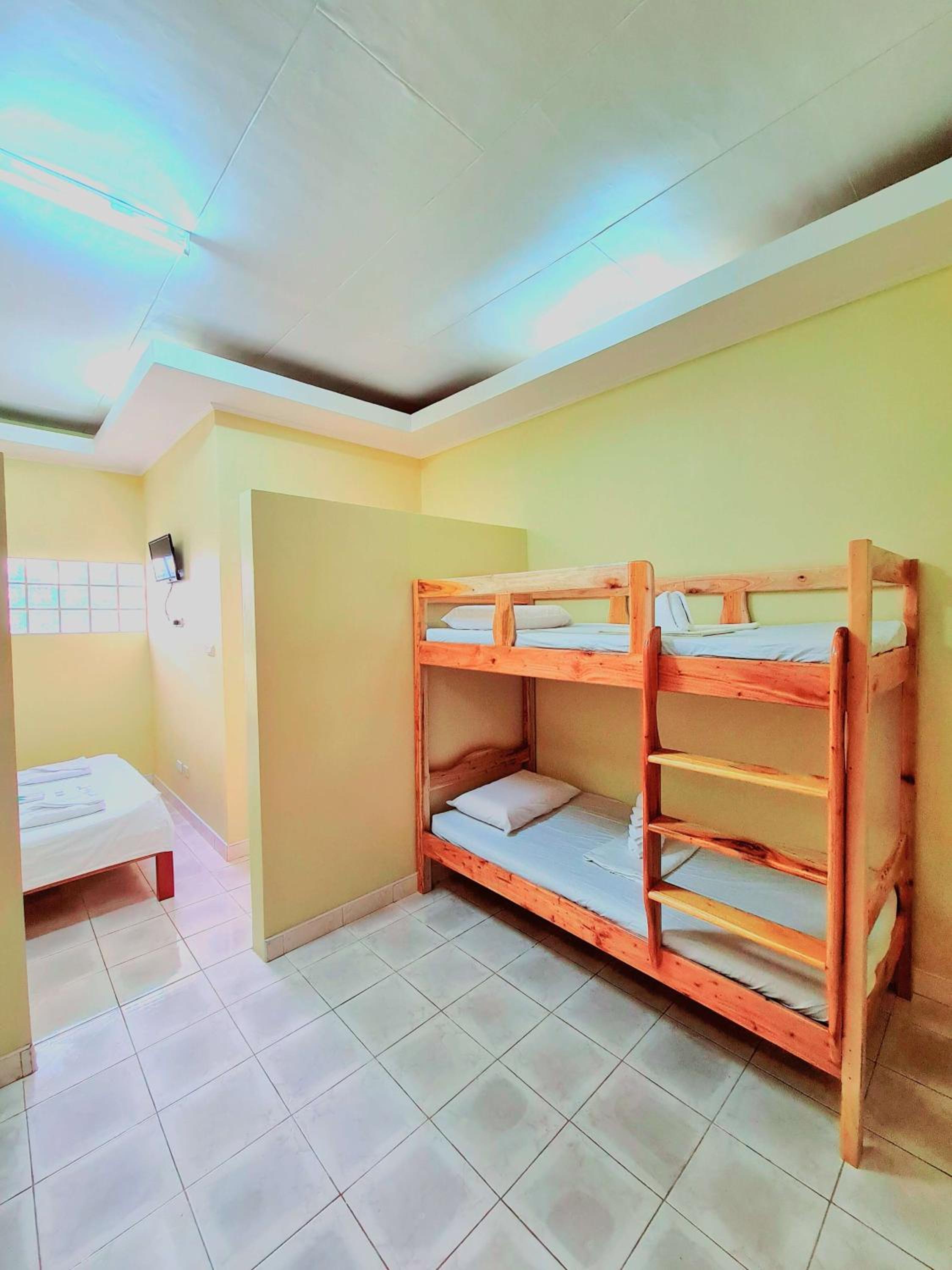 Deluxe Family Room - Photo 1