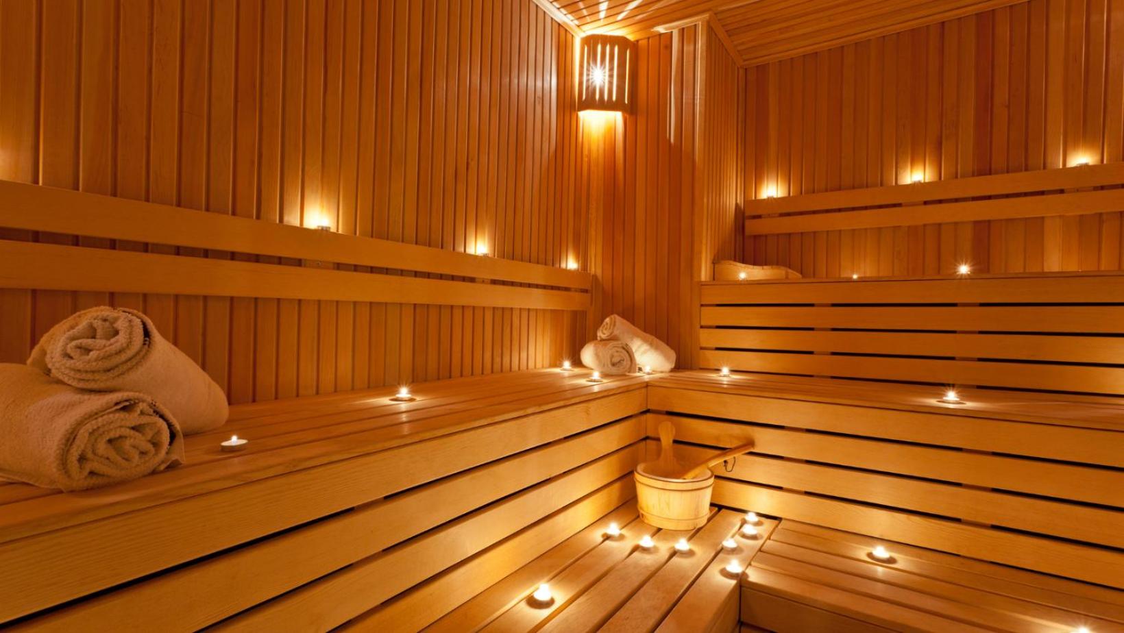 Business Double Room Danube View with Spa Access