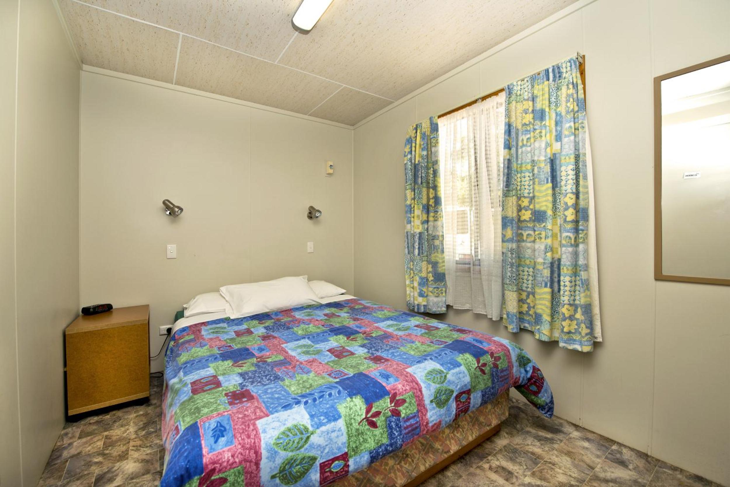 Ensuite Cabin photo 1