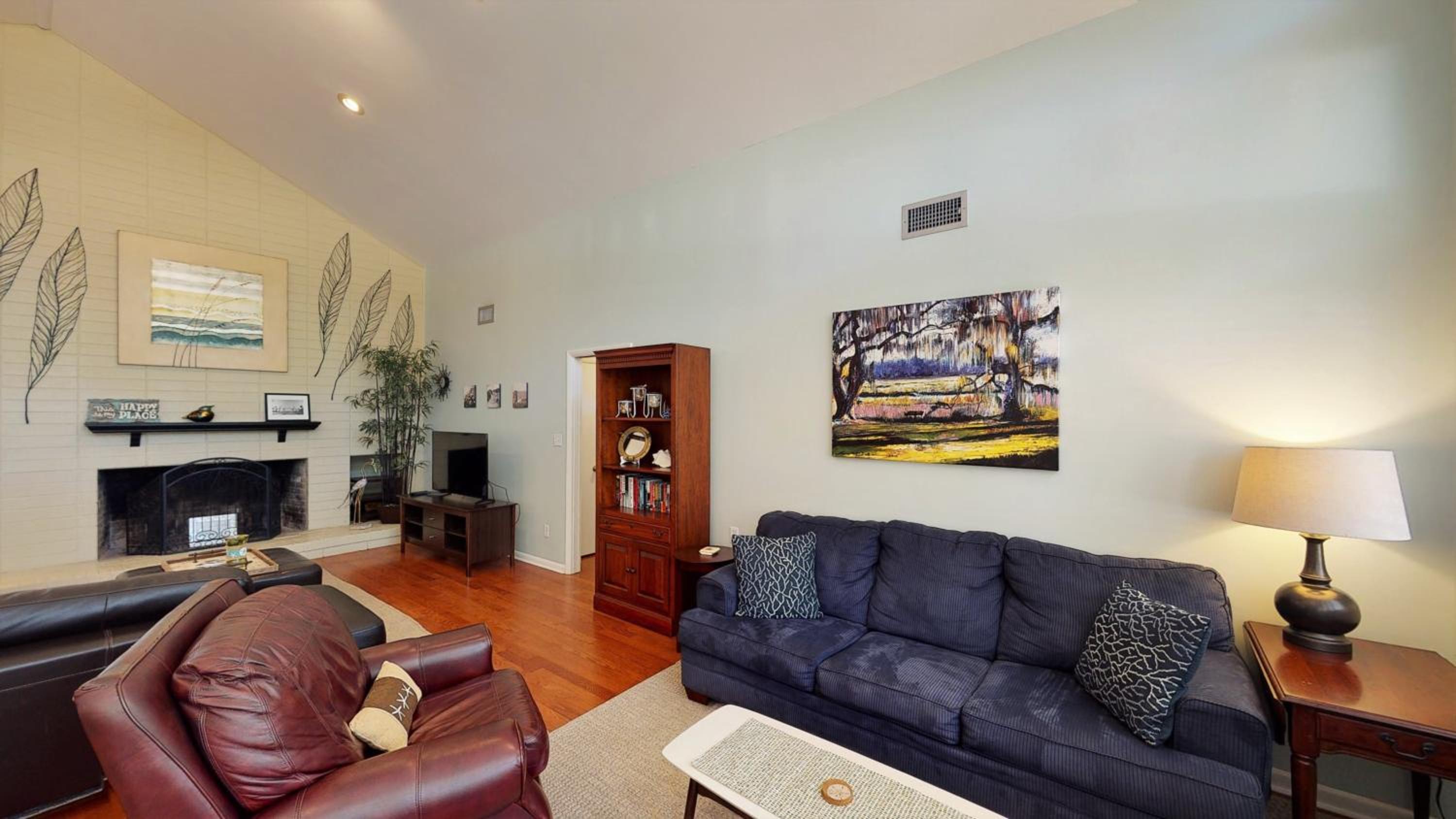 Four-Bedroom House photo 3