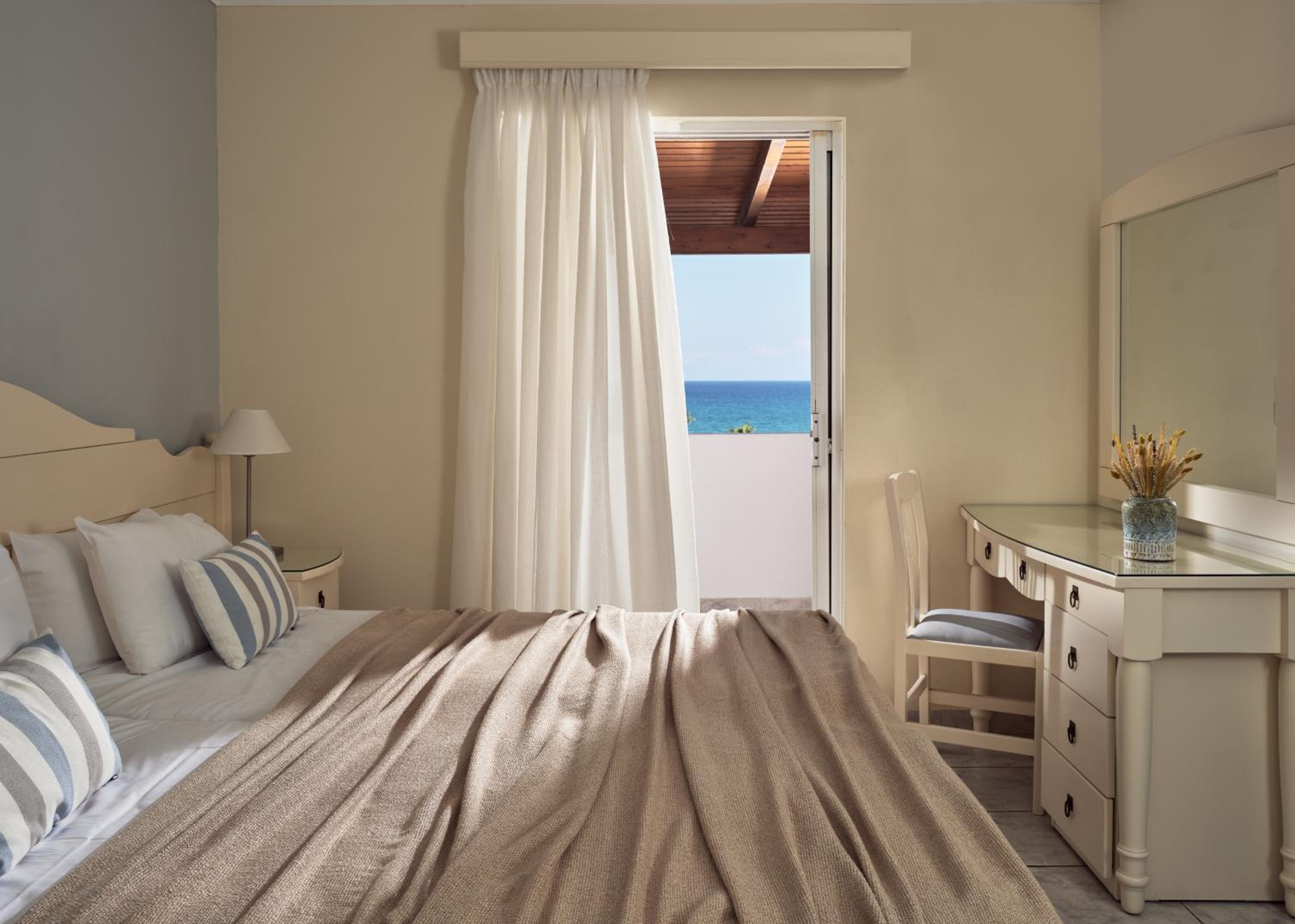 Studio with Sea View