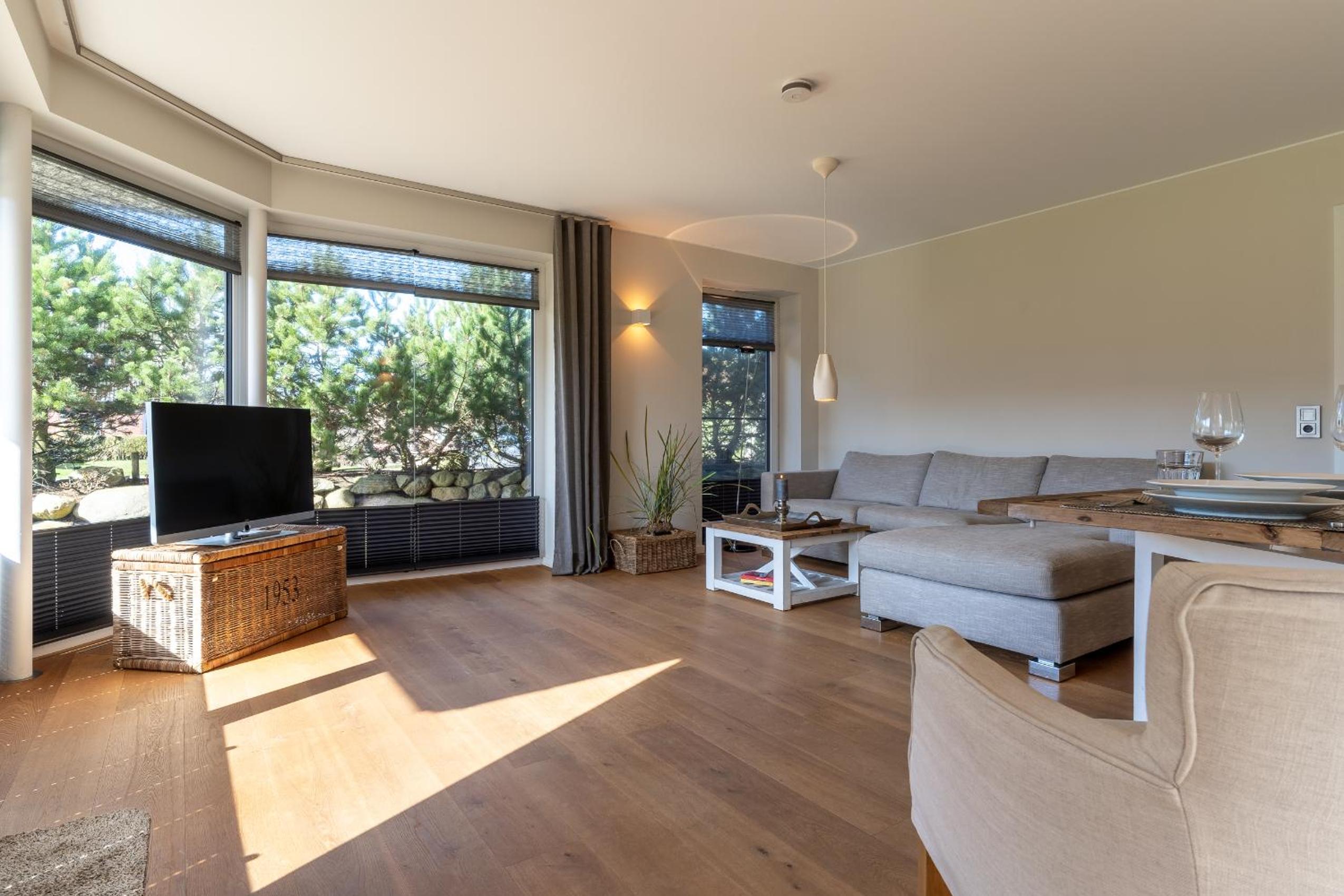 Apartment with Terrace photo 1
