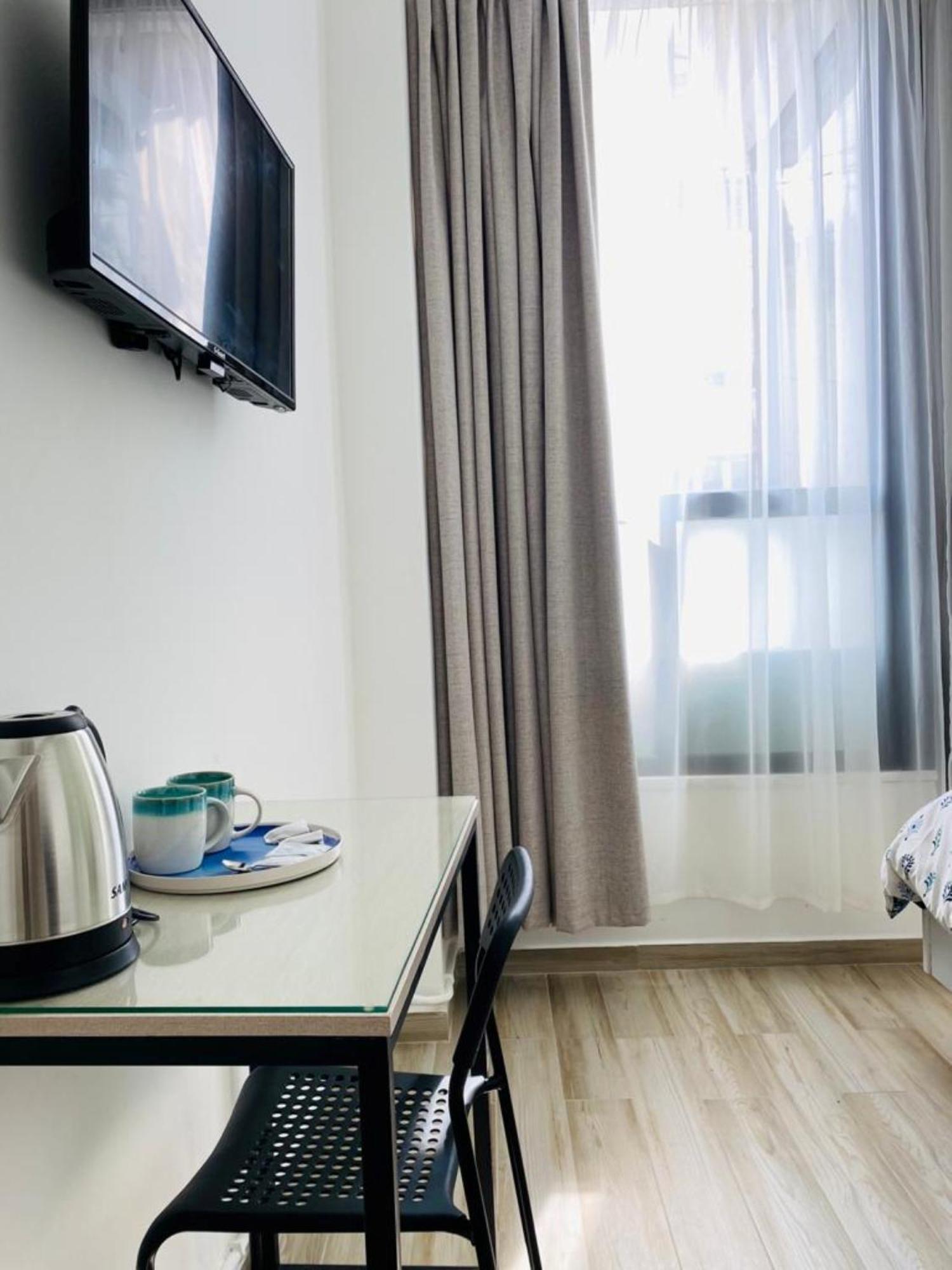 Double Room with Private Bathroom - Photo 6