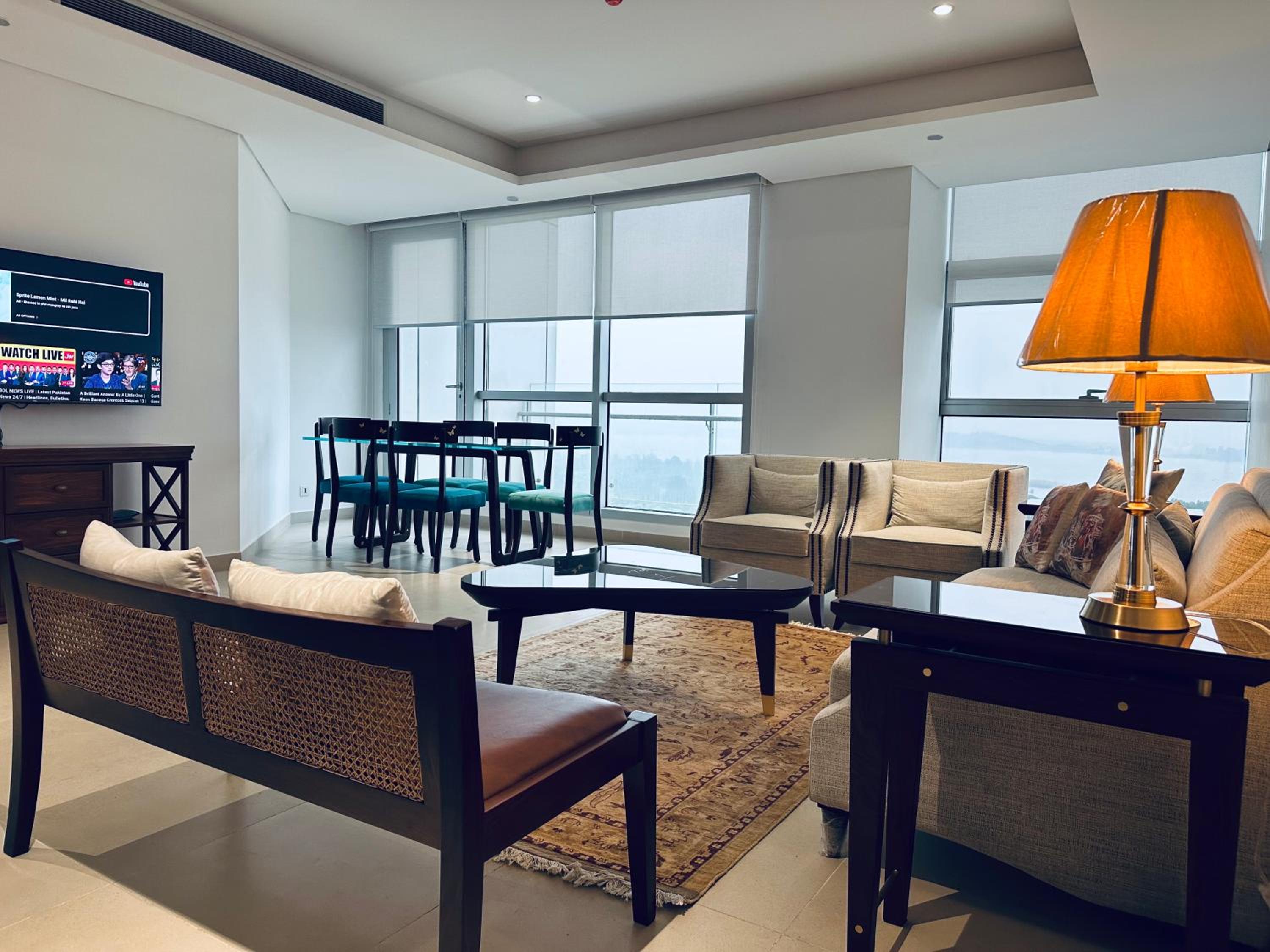 Two-Bedroom Apartment with Lake View