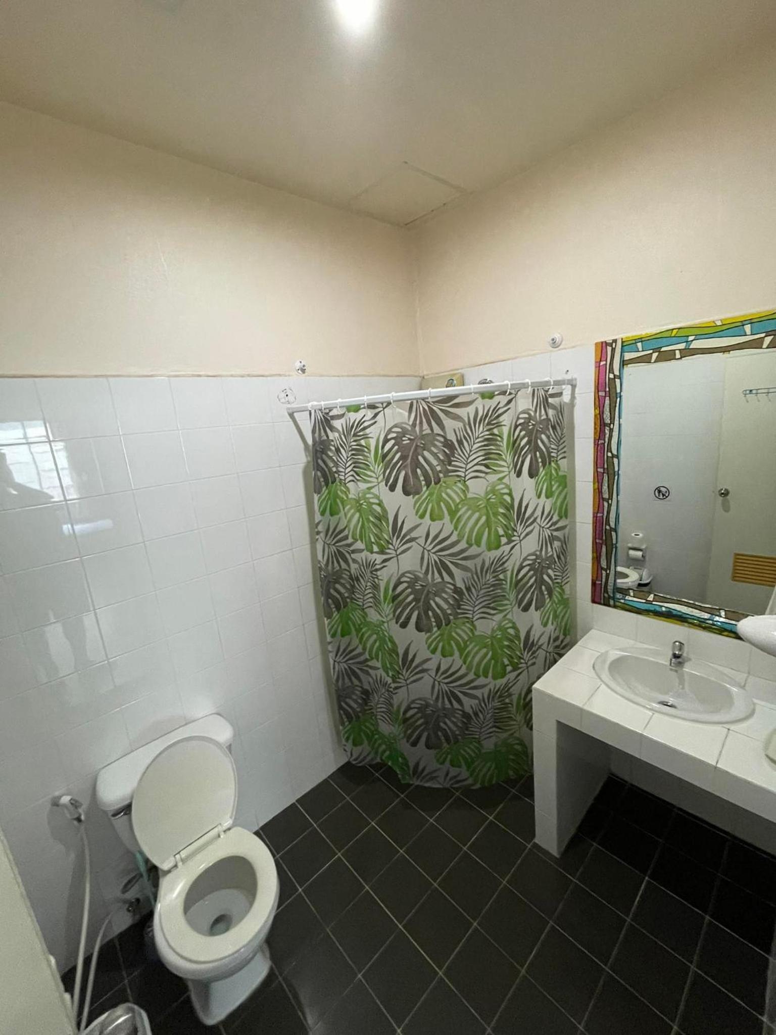 Standard Double Room - Photo 5