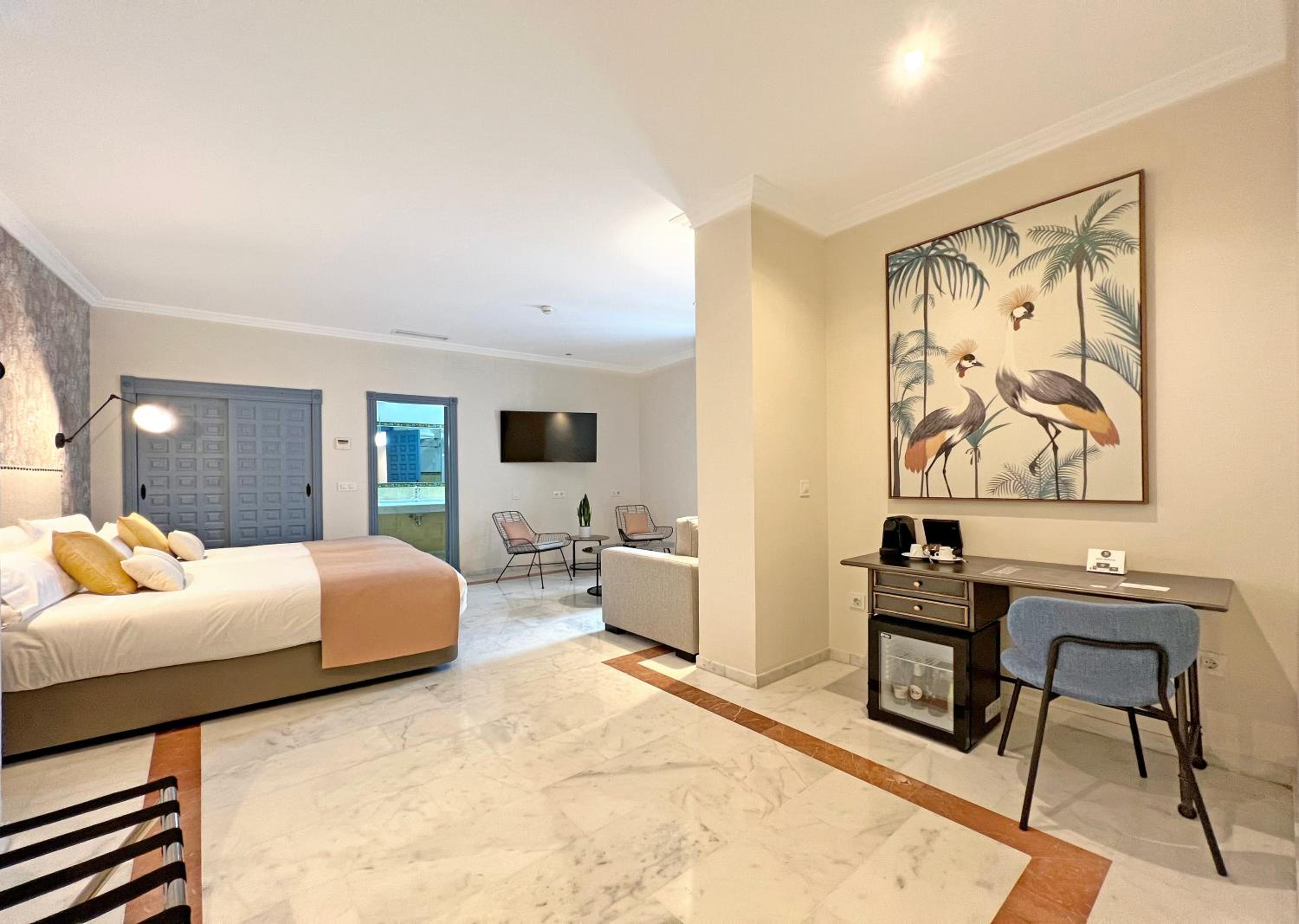 Triple Room - Photo 8