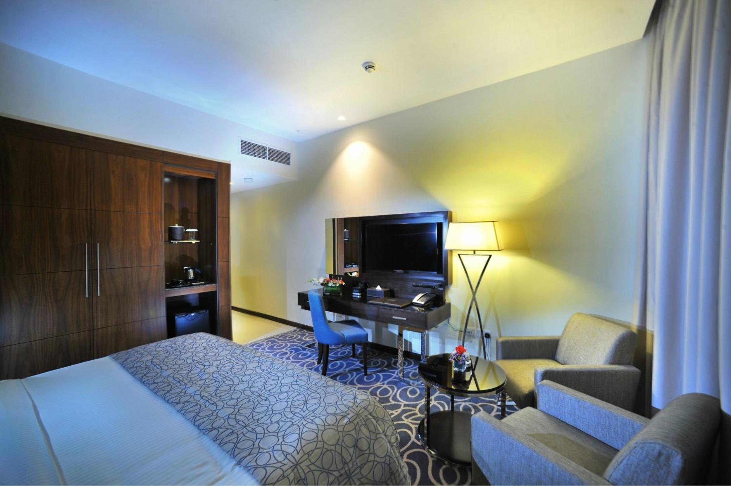 Suite with Double Bed photo 2