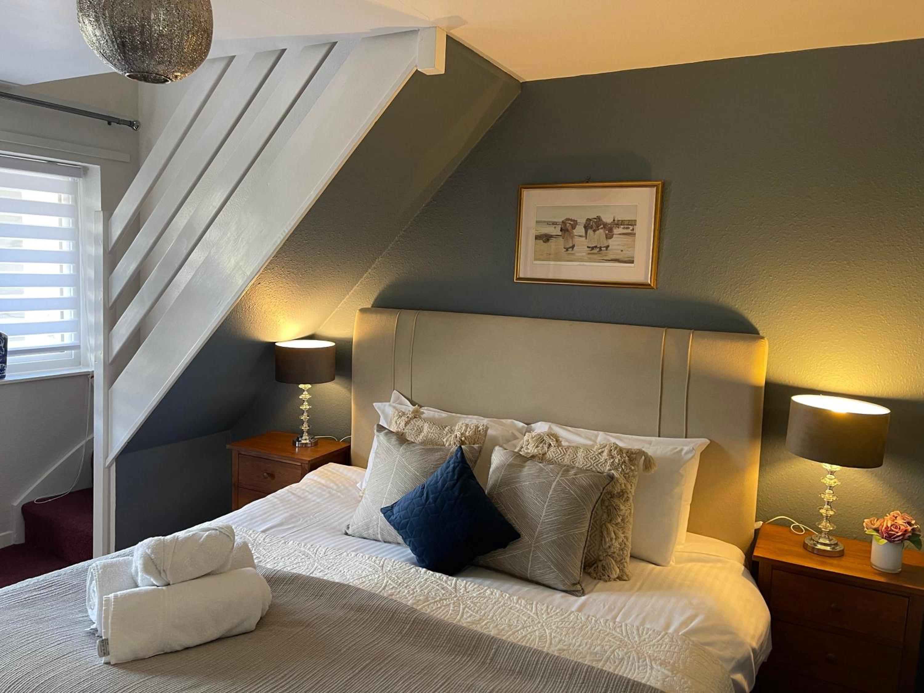 Superior King Room