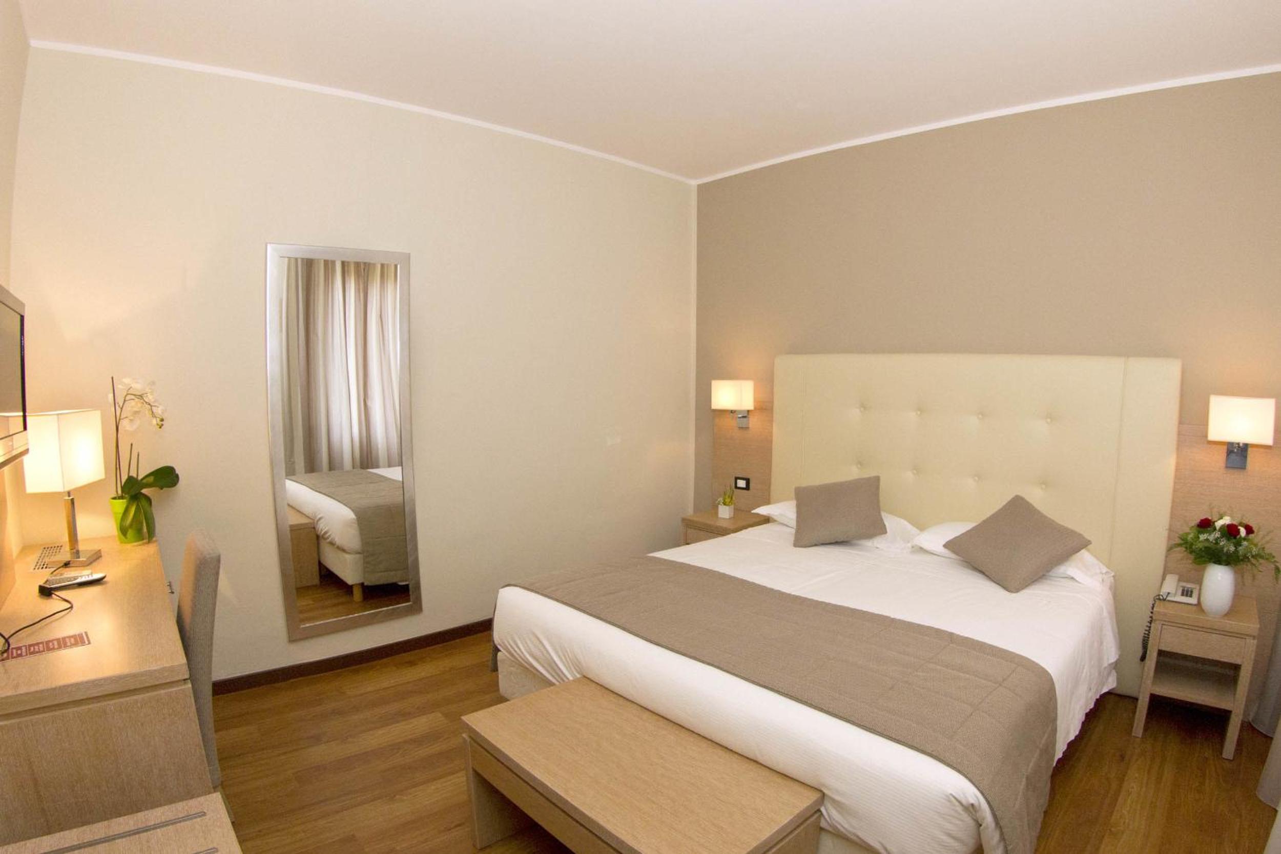 Superior Double or Twin Room - Photo 1