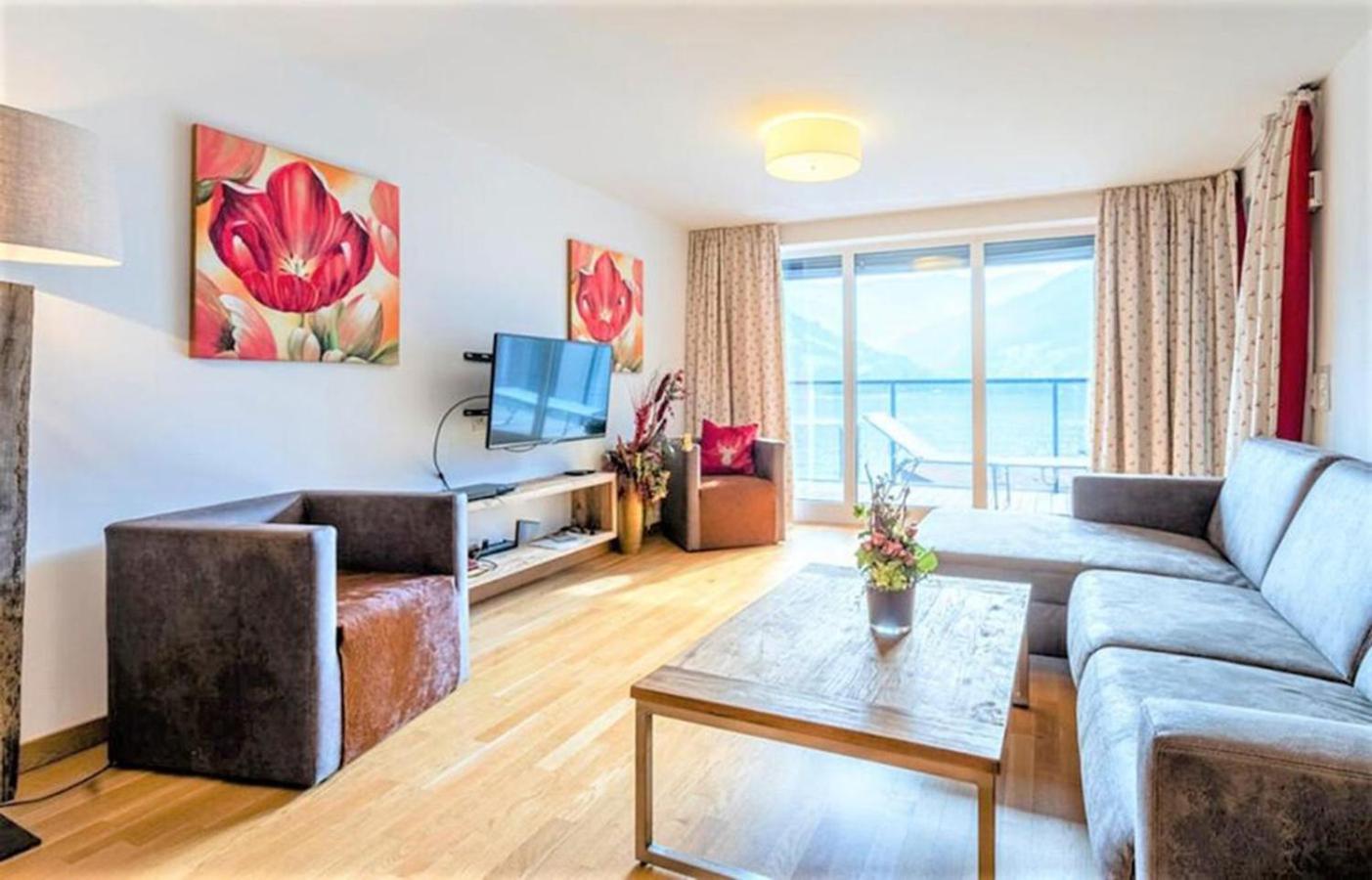 Apartment with Lake View - Top 26