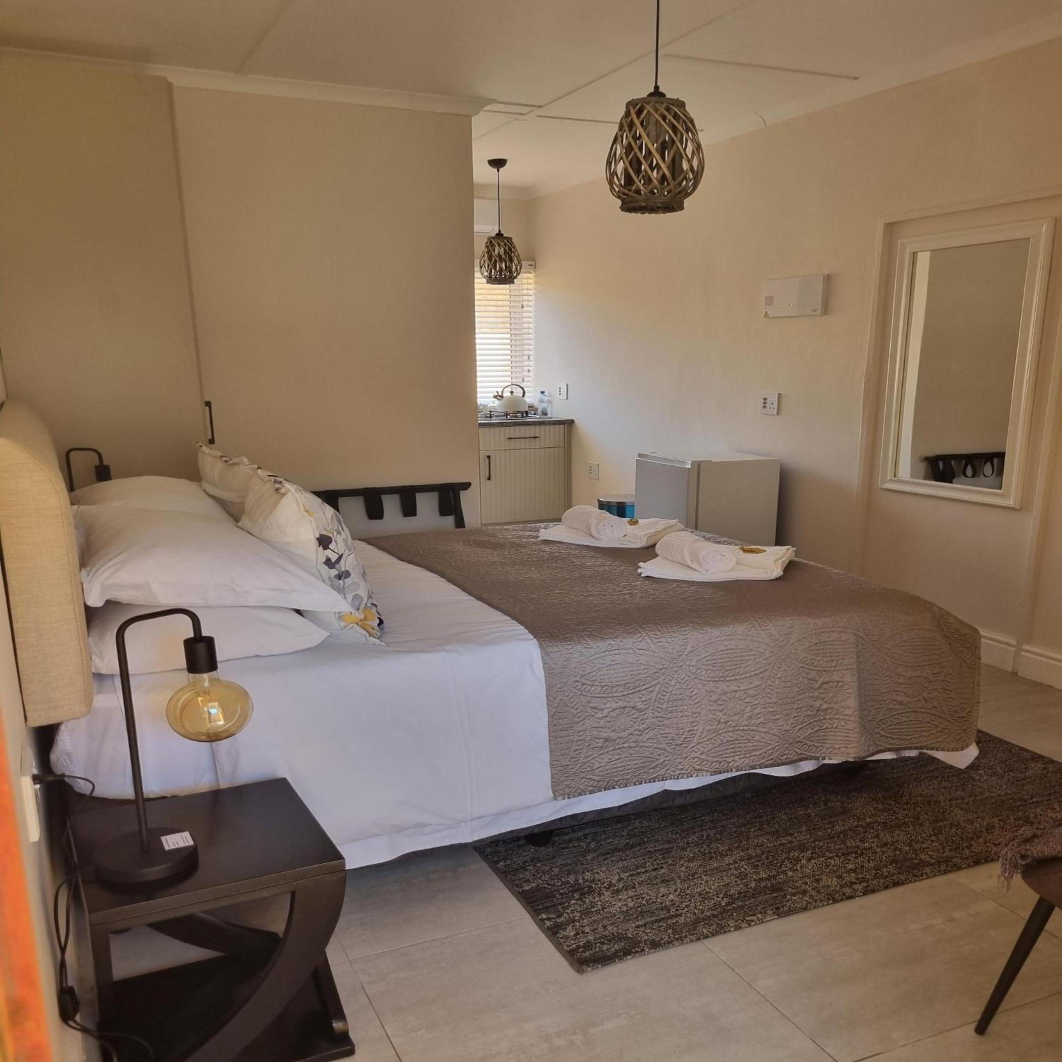 Basic Double Room