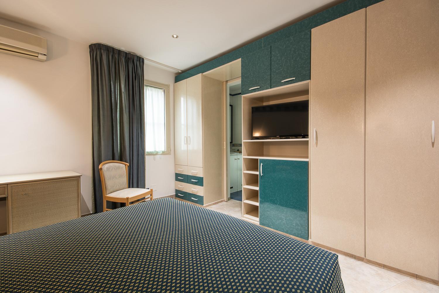 Classic Quadruple Room photo 1
