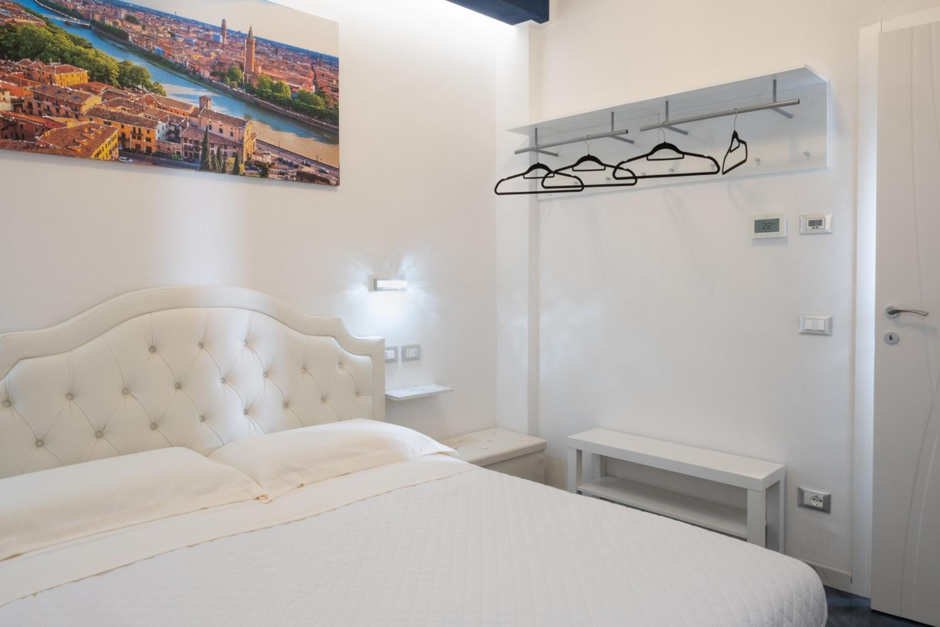 Apartment - Photo 20