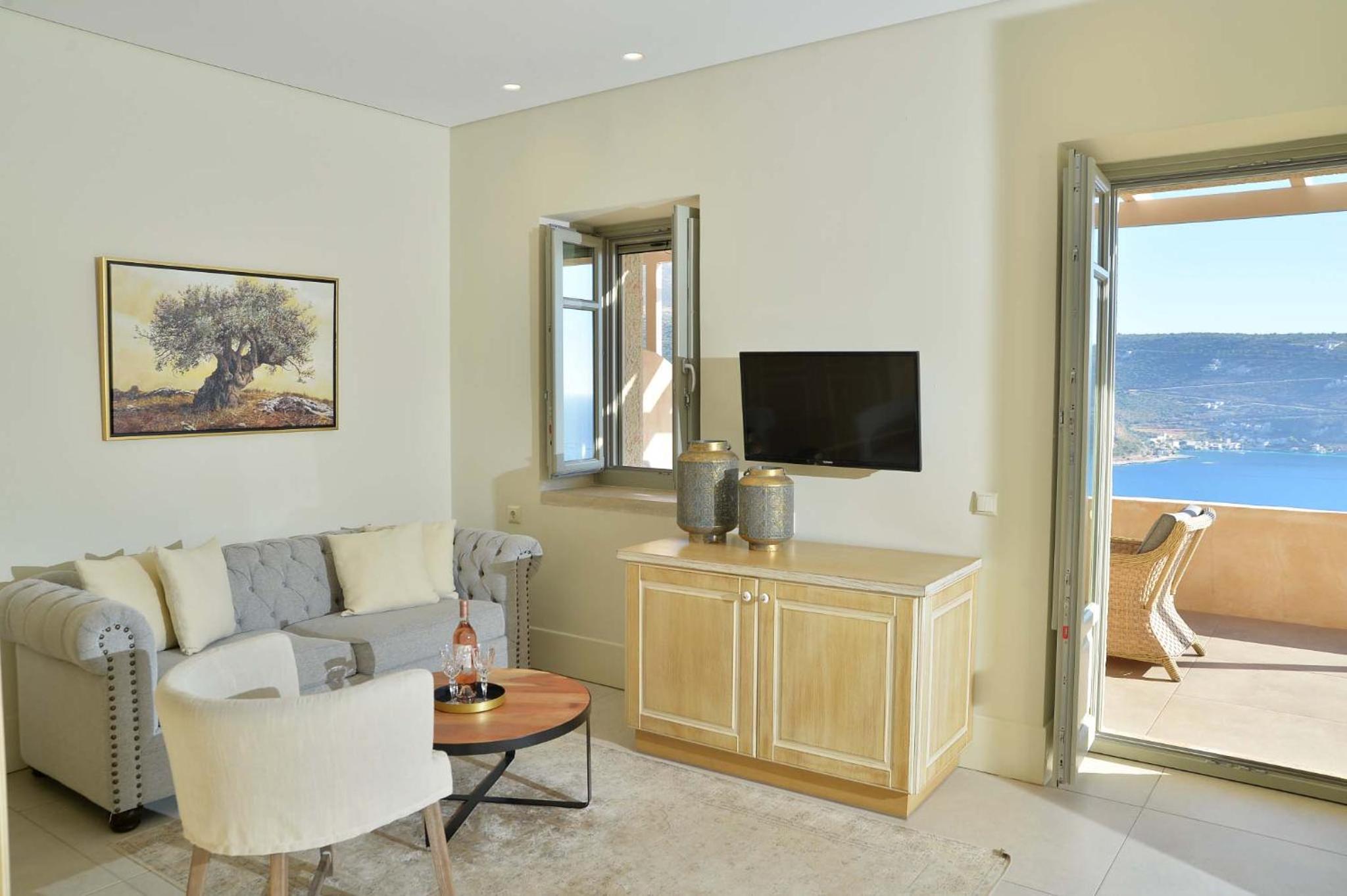 Junior Suite with Sea View - Photo 23