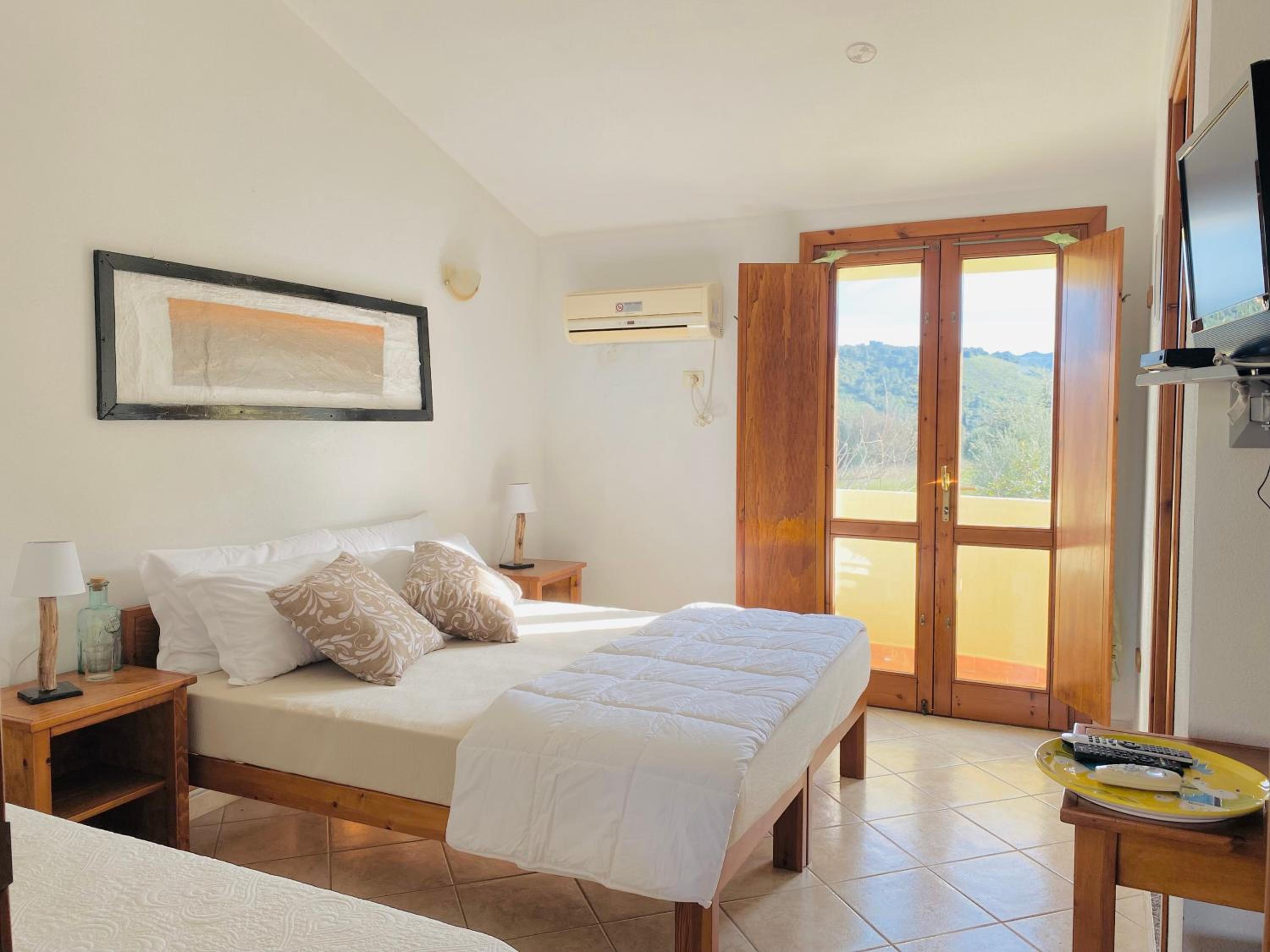 Triple Room with Balcony