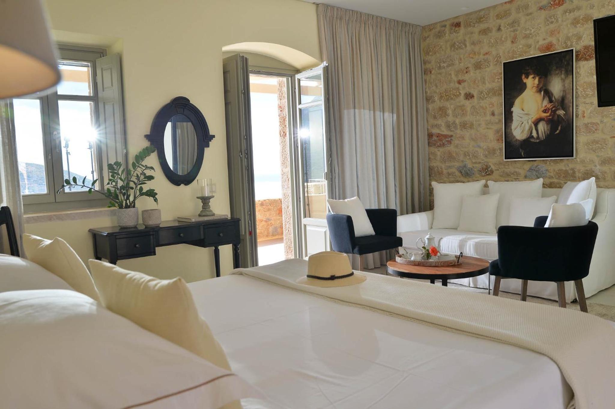 Junior Suite with Sea View - Photo 8