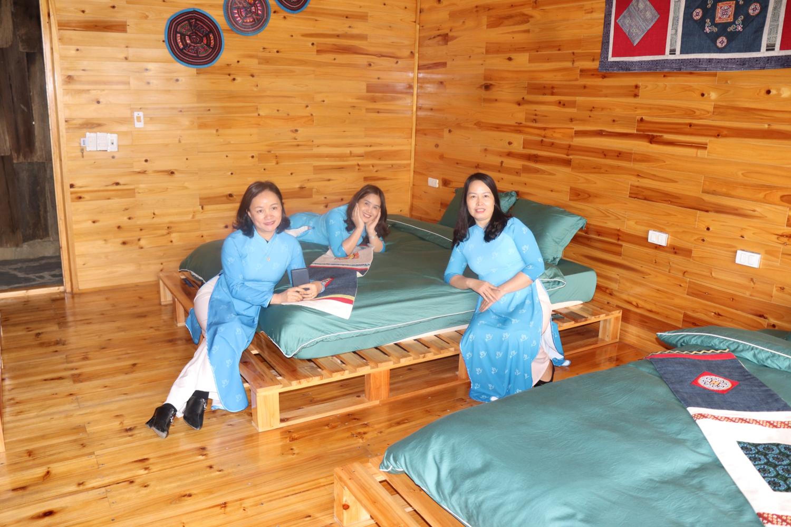Deluxe Quadruple Room - Photo 3